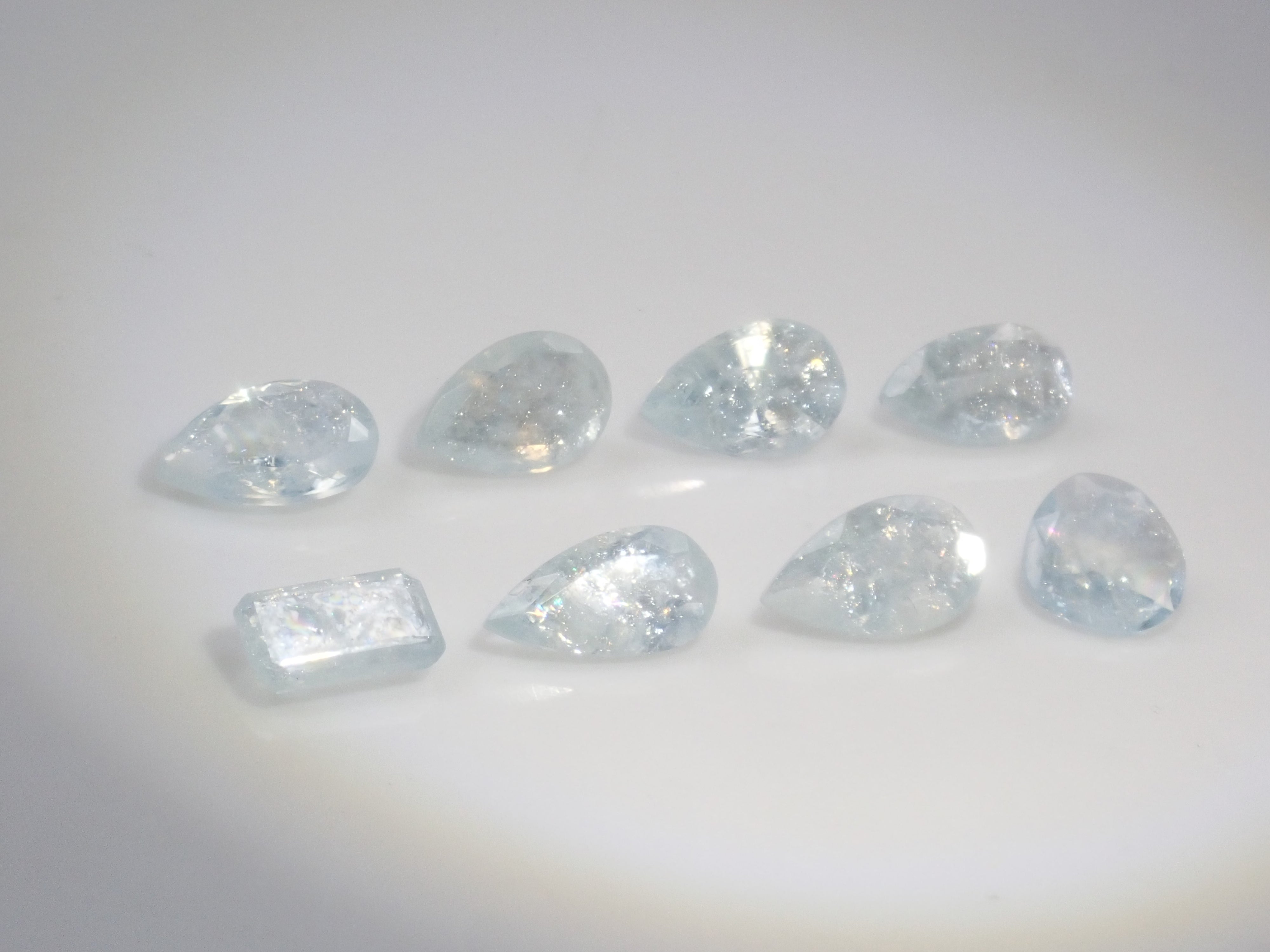 [Available at 10 PM on August 10th] Brazilian Rainbow Aquamarine Loose Stone (Iridescent Aquamarine) {Multiple Purchase Discounts Available}