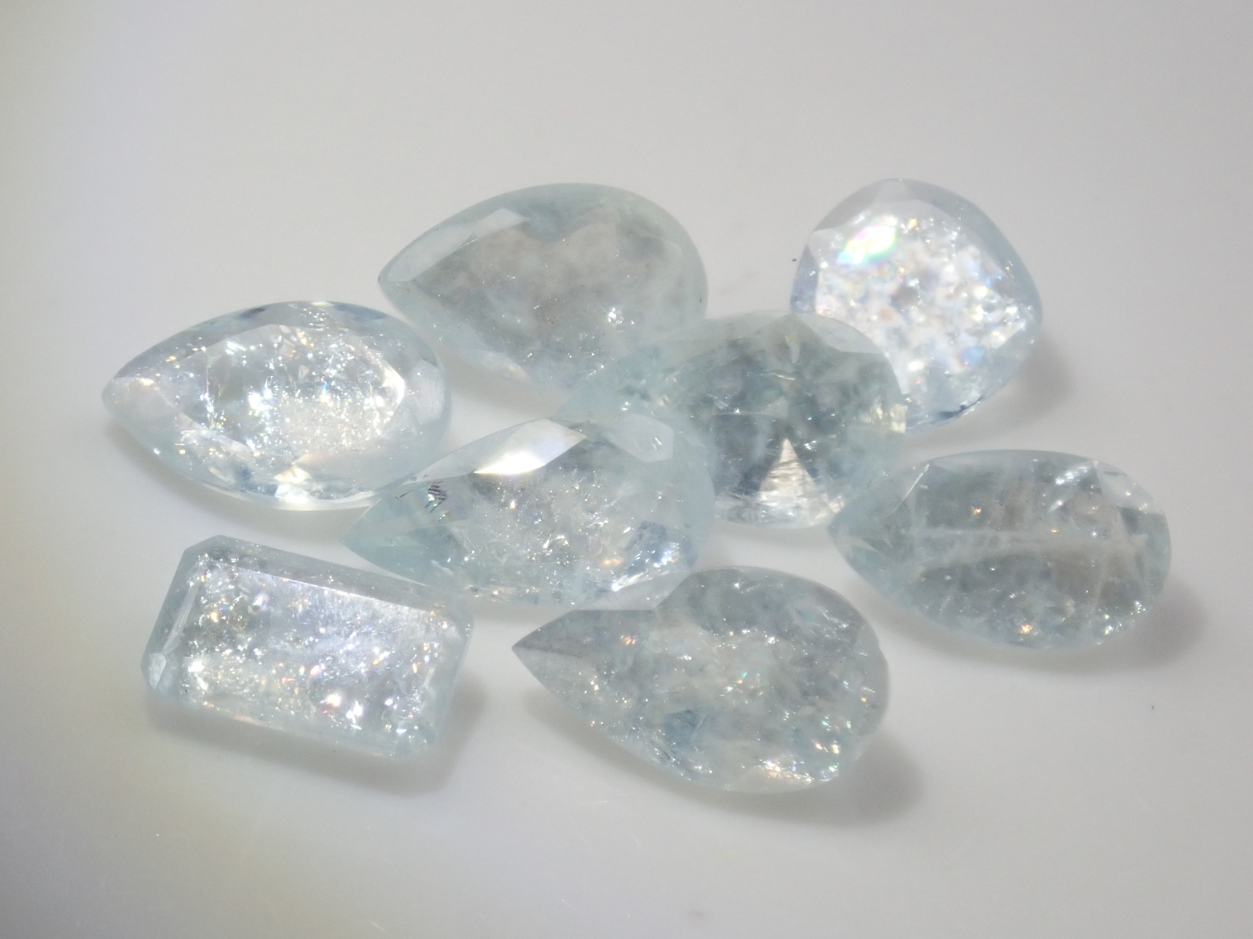 [Available at 10 PM on August 10th] Brazilian Rainbow Aquamarine Loose Stone (Iridescent Aquamarine) {Multiple Purchase Discounts Available}