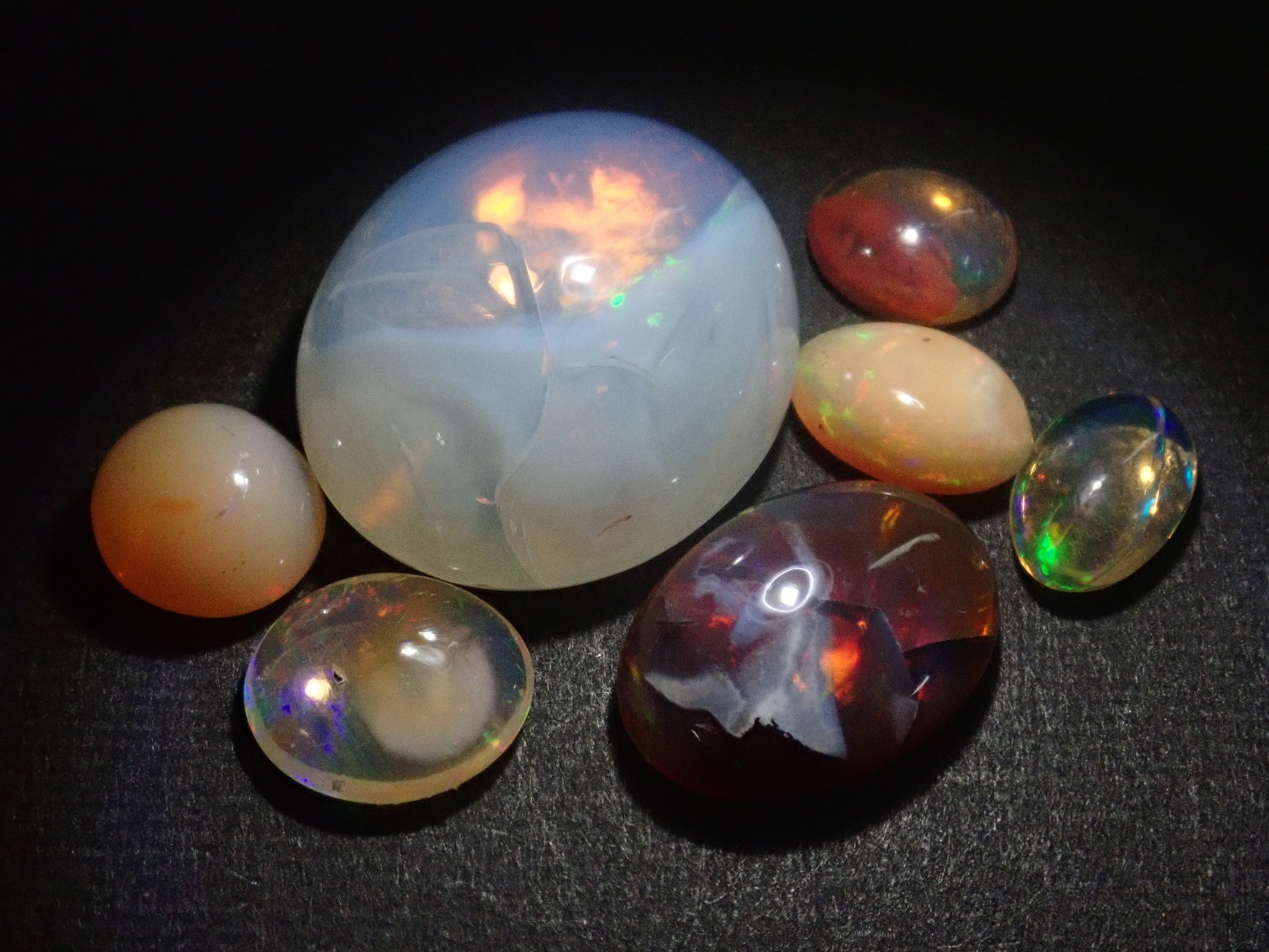 【5/2 22時販売】《限定7石》メキシコ産オパール 訳あり品含む最大11ct《複数購入割引有》