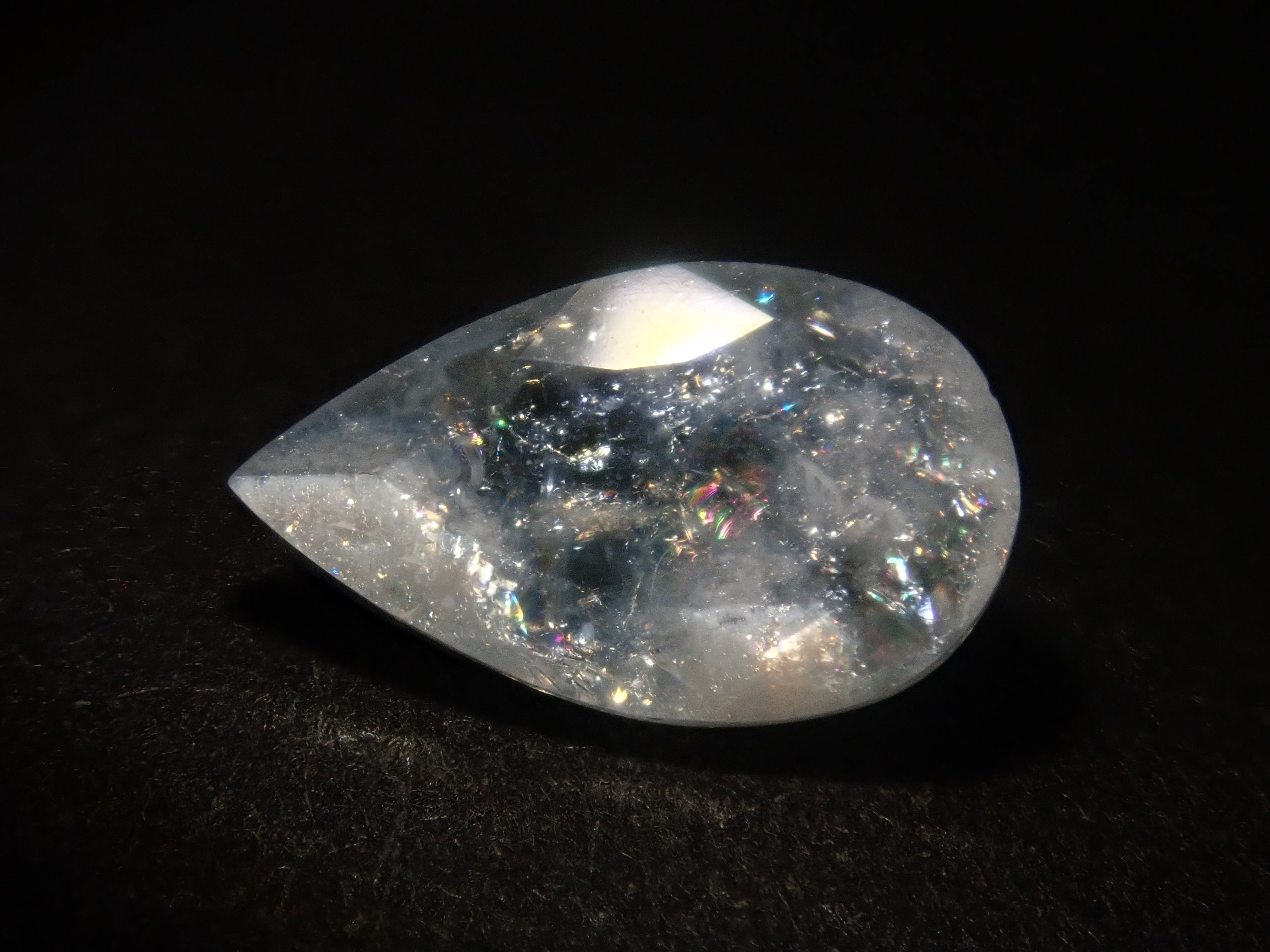 [Available at 10 PM on August 10th] Brazilian Rainbow Aquamarine Loose Stone (Iridescent Aquamarine) {Multiple Purchase Discounts Available}