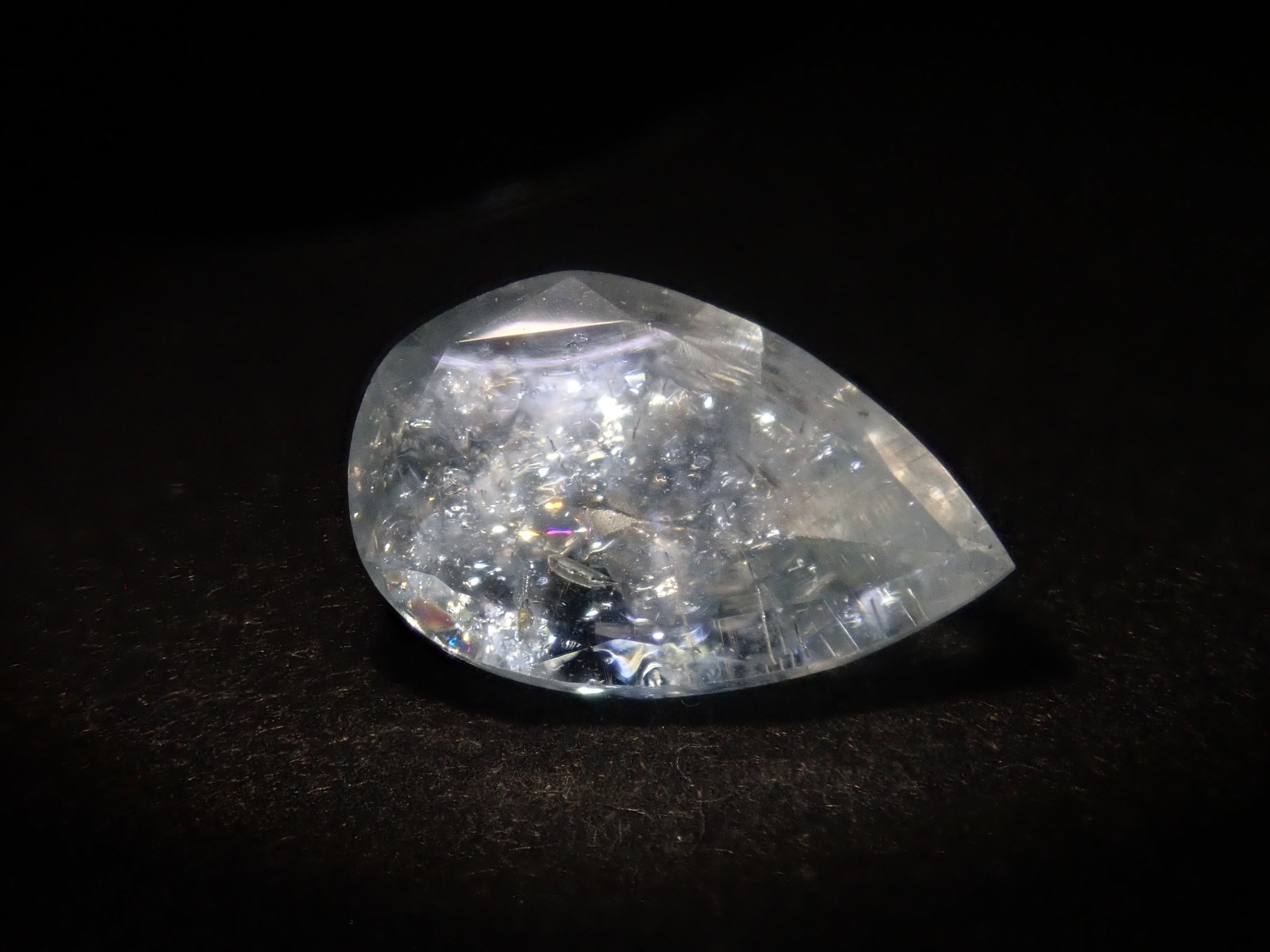 [Available at 10 PM on August 10th] Brazilian Rainbow Aquamarine Loose Stone (Iridescent Aquamarine) {Multiple Purchase Discounts Available}