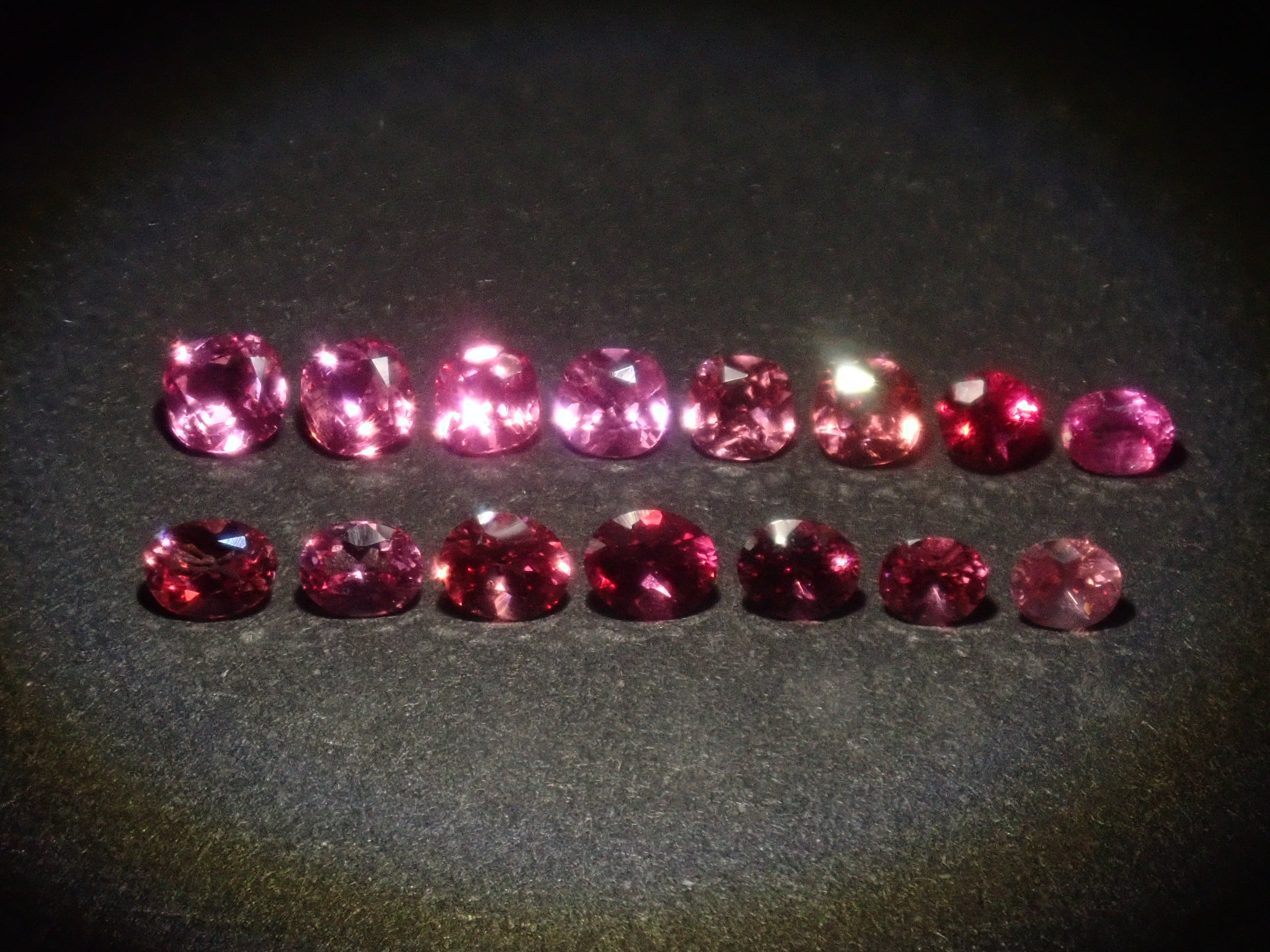 Limited to 6 stones: 1 loose pink spinel from Mahenge, Tanzania (round cut, 3.0mm) Discounts for multiple purchases