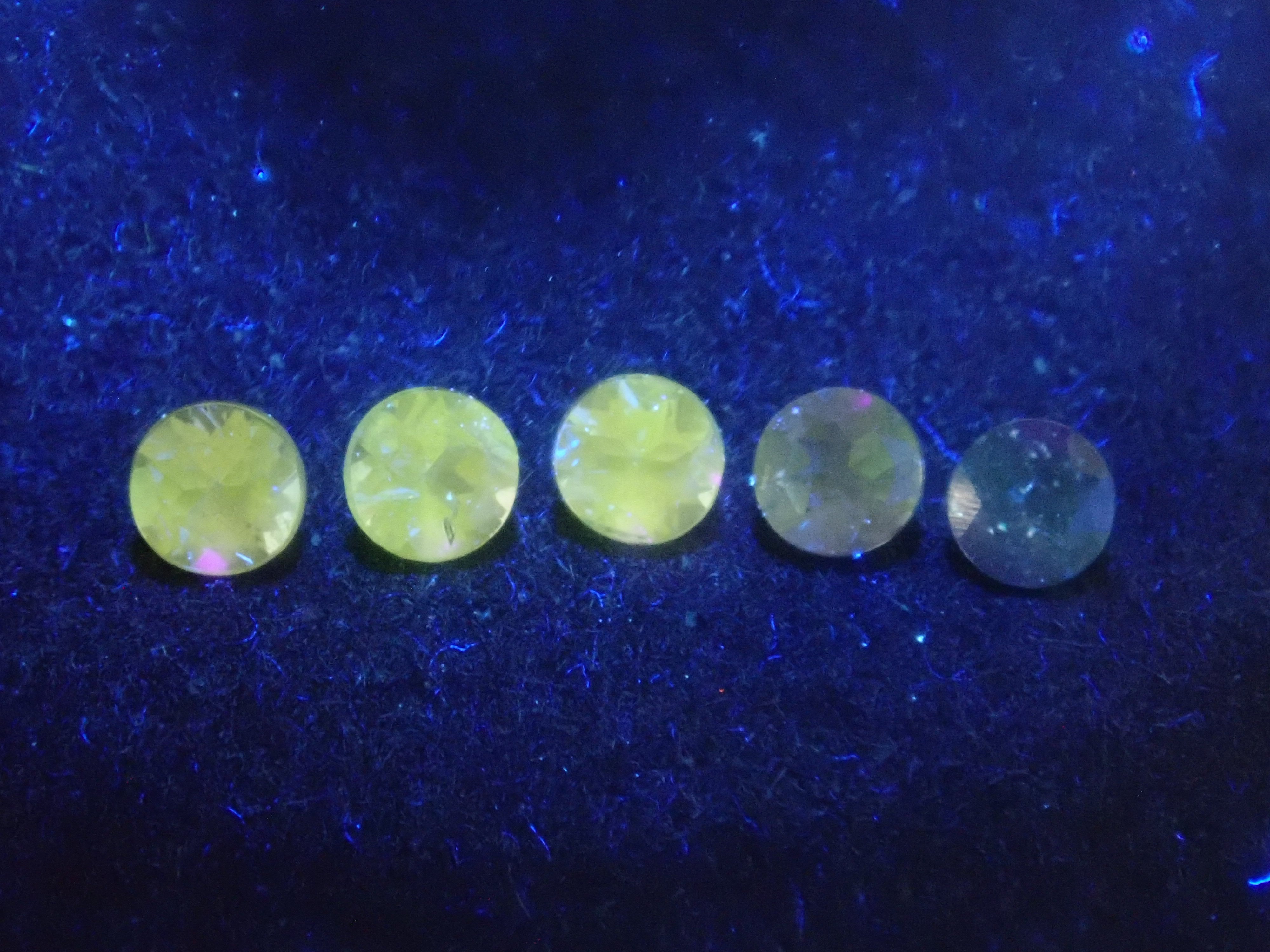 【2/6  22時販売】《限定10石》レアストーンガチャ💎通常29,800円のモザンビーク産パライバトルマリン・1.8ctのシンシャ鑑別書付き・コーネルピン・エピドート《複数購入割引有》