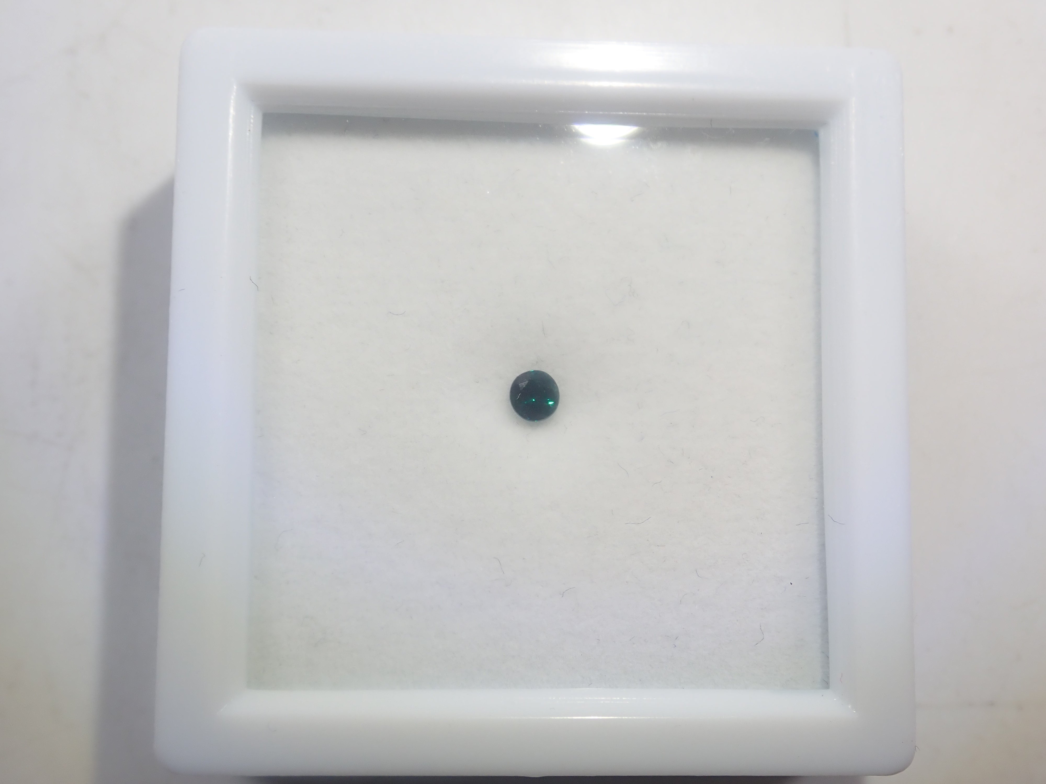 {六月活動限量版} 稀有寶石 Gacha💎 帕帕拉恰藍寶石 0.3ct+ 附證書、藍錐礦、紅色綠柱石等散石，每顆寶石售價 1 顆 {可享多顆購買折扣}