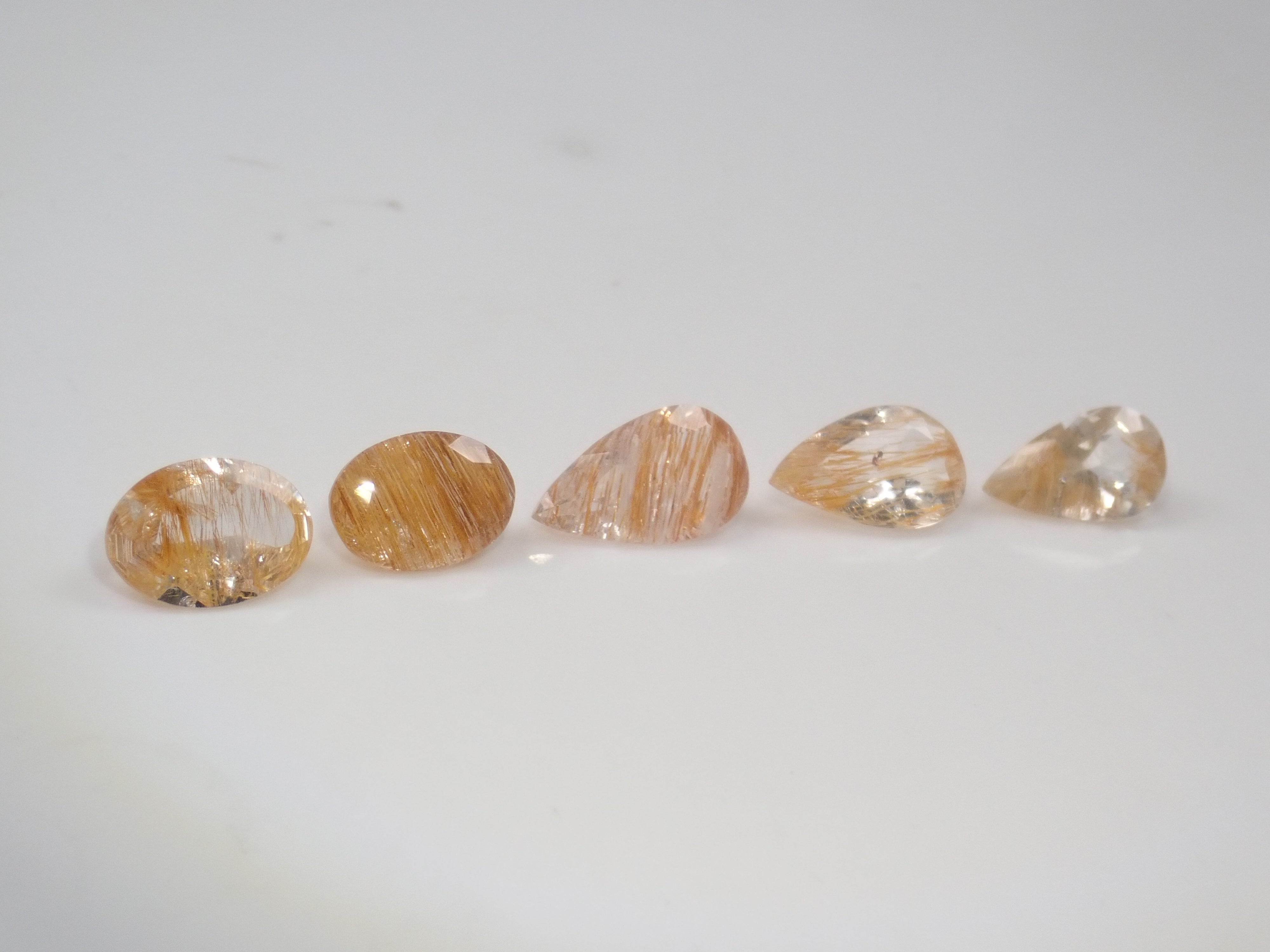 【3月14日晚間10點開賣】【圖森新品到貨 - 限量5顆】巴西褐鐵礦托帕石，平均2.8克拉【多買有優惠】