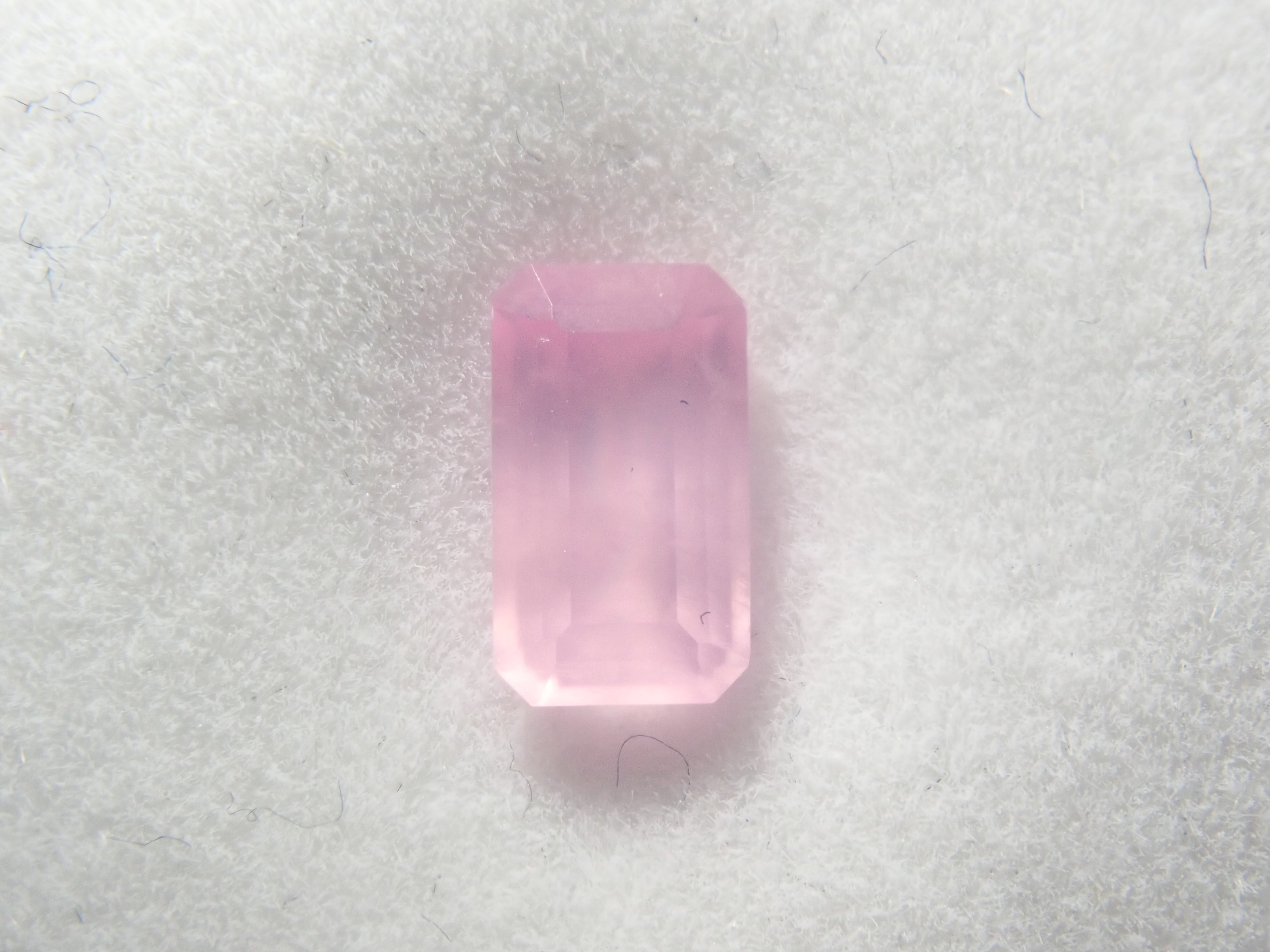 {六月活動限量版} 稀有寶石 Gacha💎 帕帕拉恰藍寶石 0.3ct+ 附證書、藍錐礦、紅色綠柱石等散石，每顆寶石售價 1 顆 {可享多顆購買折扣}