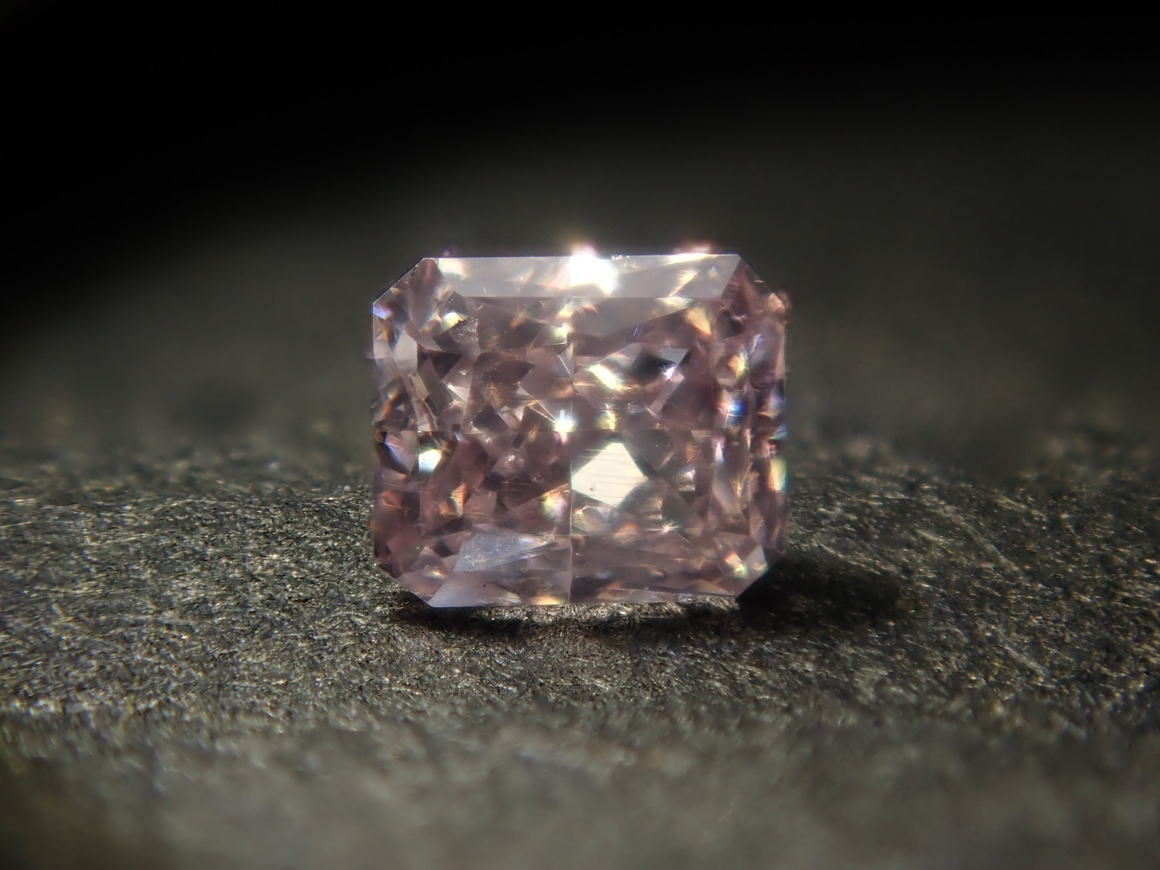 限定10石》通常49,800円のFANCY LIGHT PURPLISH PINK含むピンク