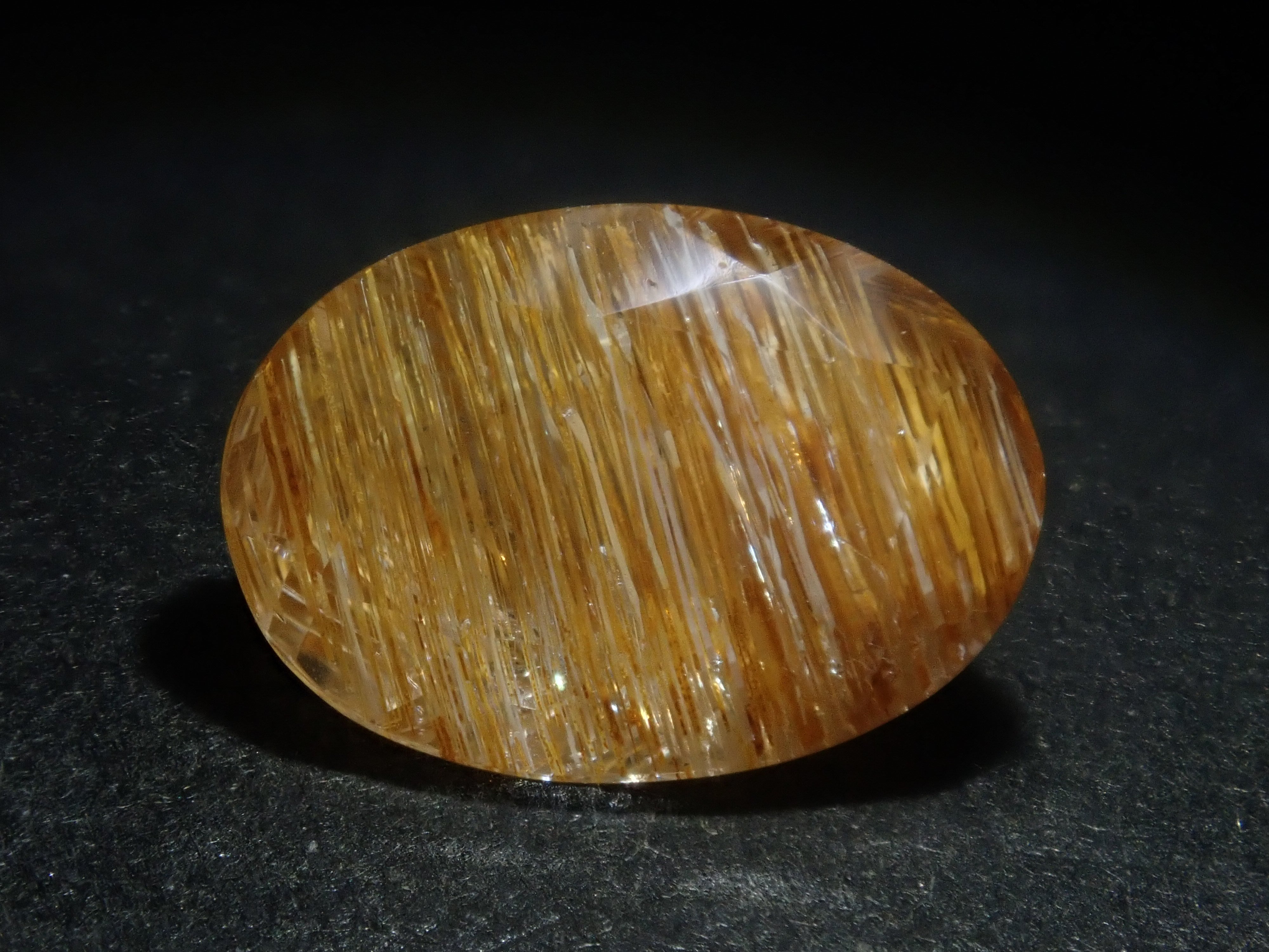 【3月14日晚間10點開賣】【圖森新品到貨 - 限量5顆】巴西褐鐵礦托帕石，平均2.8克拉【多買有優惠】