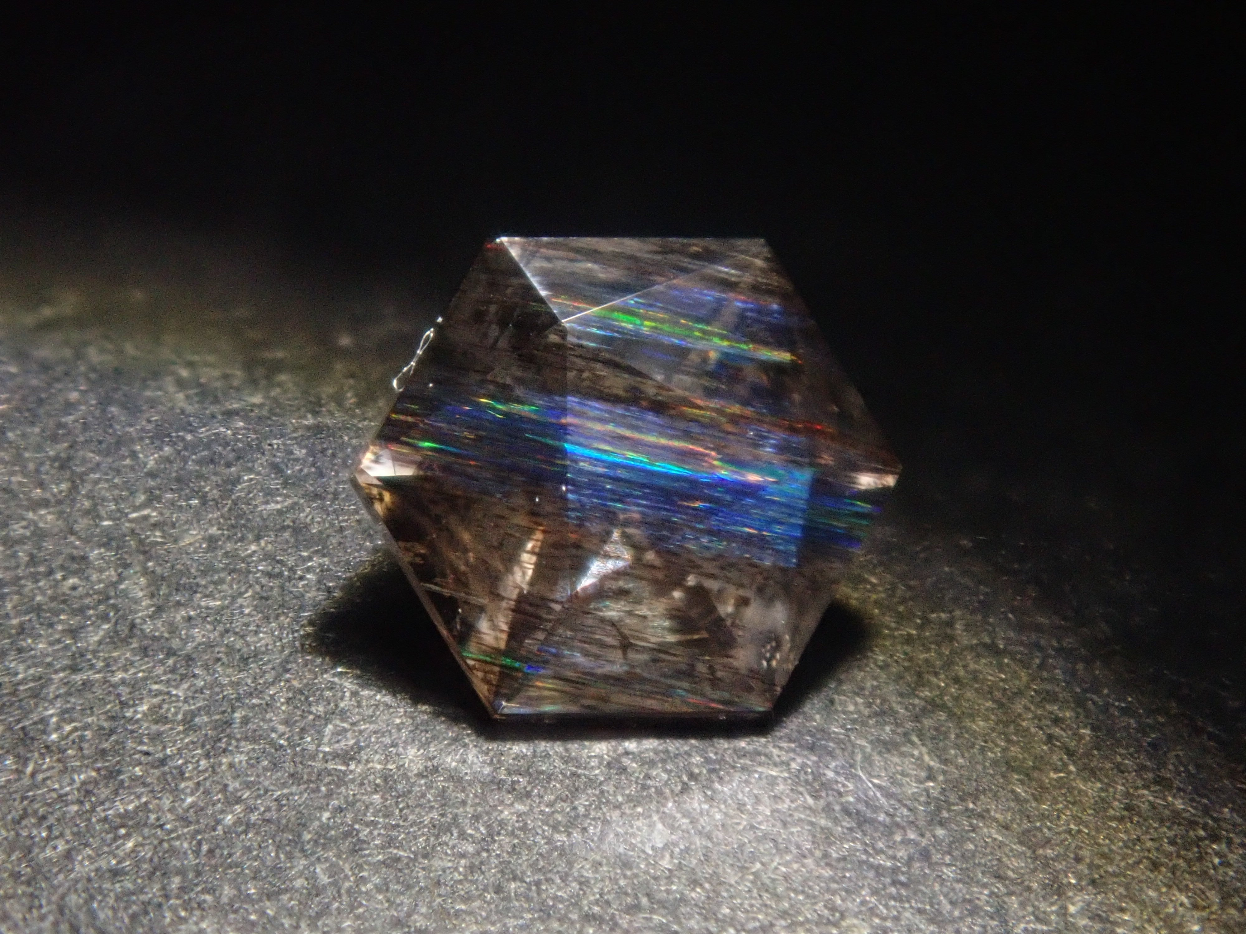 [On Sale 5/6 10 PM] Limited to 10 Stones: Scapolite Gacha Featuring Koshu Kiseki Kiriko Plusthree "Akatsuki" (Normally ¥45,800) with a Chance to Win! [Multiple Purchase Discount Available]