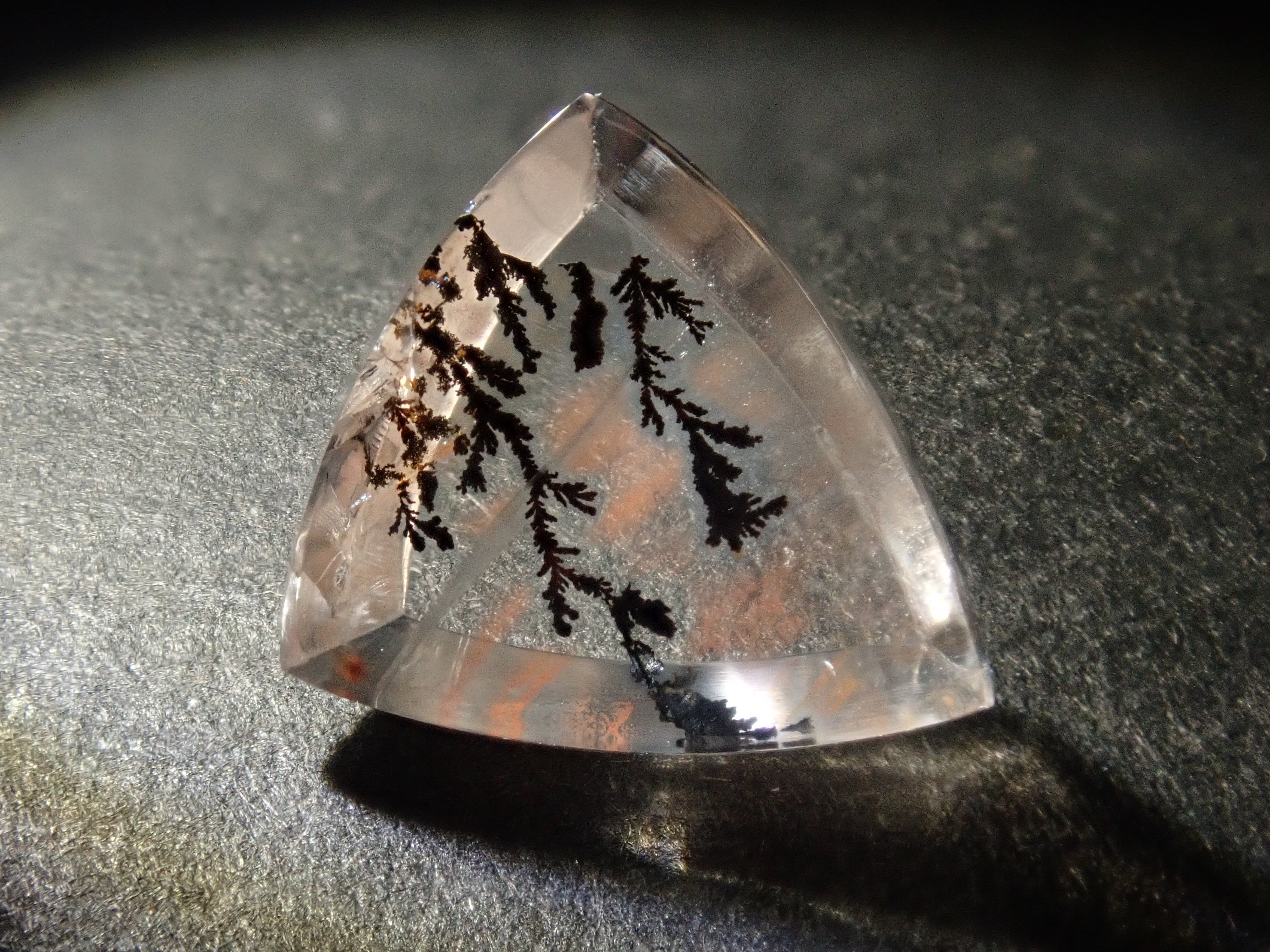 Brazilian dendritic quartz 1 stone loose《Multiple purchase discount available》