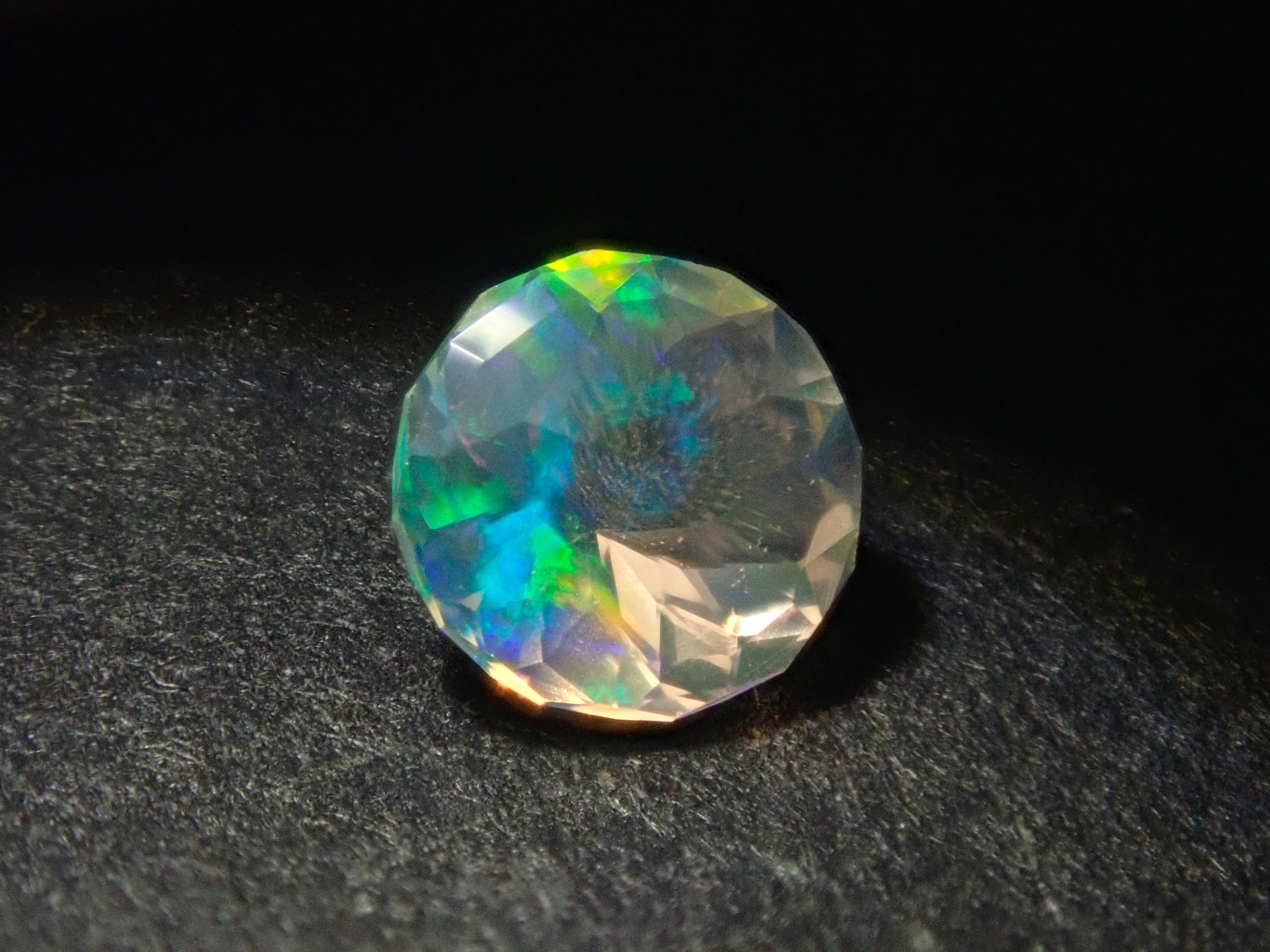 [E33 Shinjuku] Opal 0.123ct loose stone