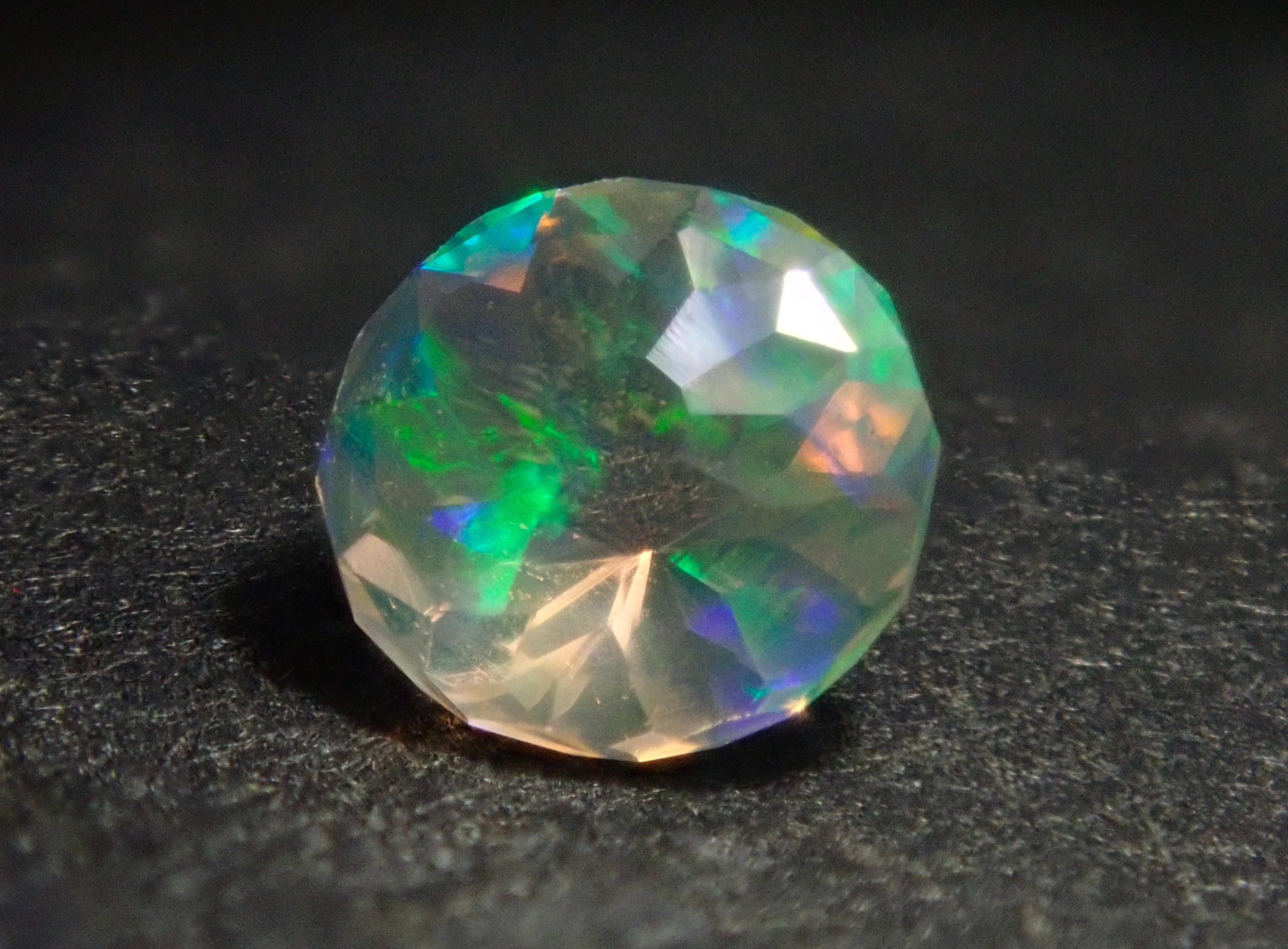 [E33 Shinjuku] Opal 0.123ct loose stone