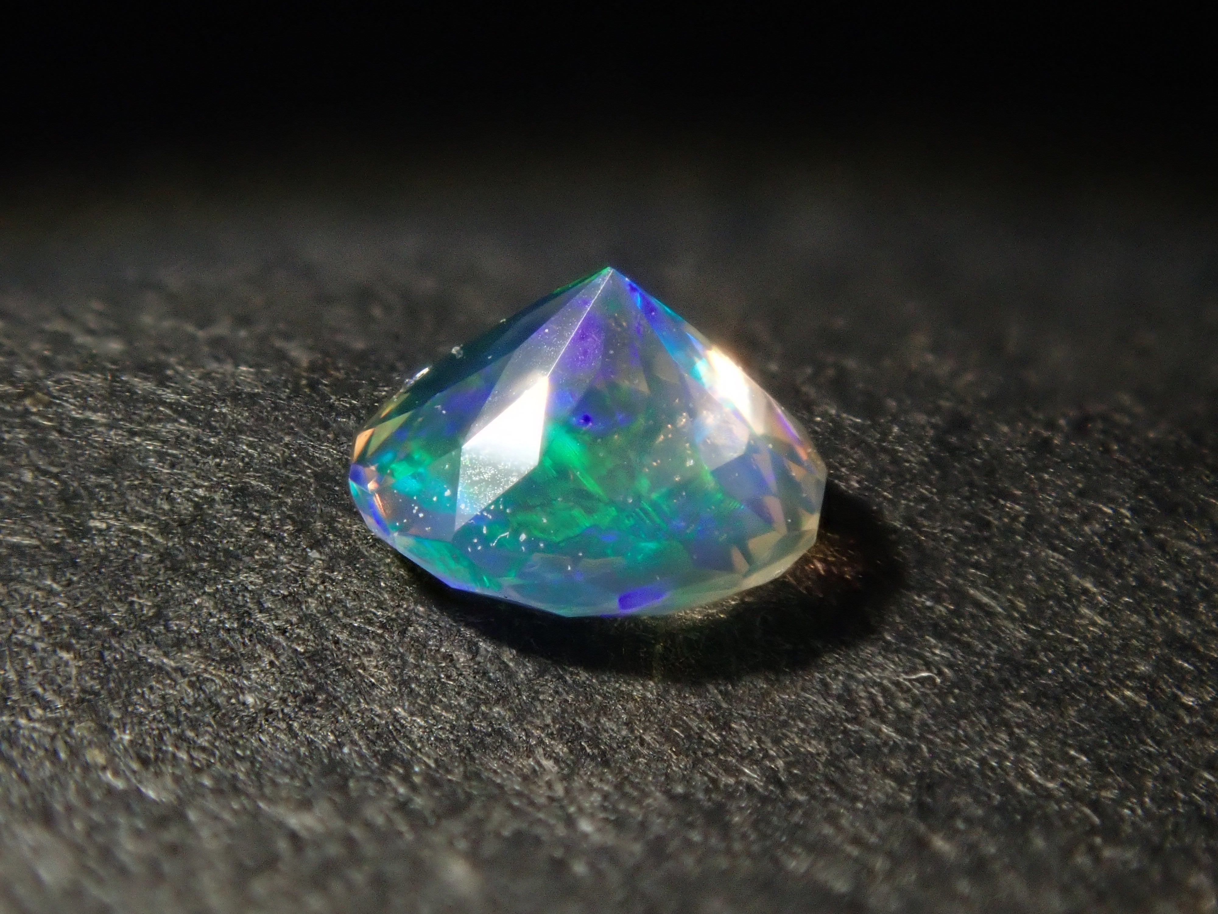 [E33 Shinjuku] Opal 0.123ct loose stone
