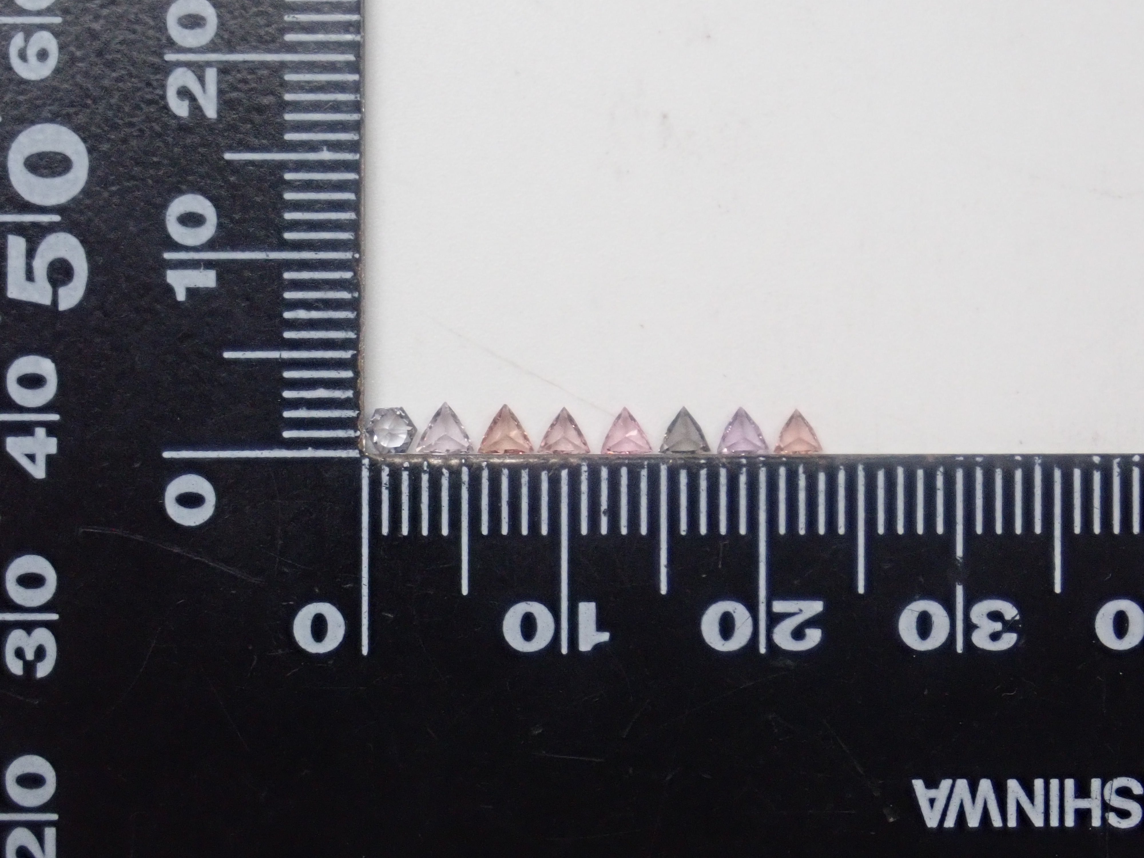 【2/1 22時販売】《限定15石》赤色ガチャ💎通常55,800円の非加熱ピジョンブラッドルビーAIGS鑑別書付きやホットピンクサファイアなど（さらにサンジェ氏新作サファイアおまけ）《複数購入割引有》