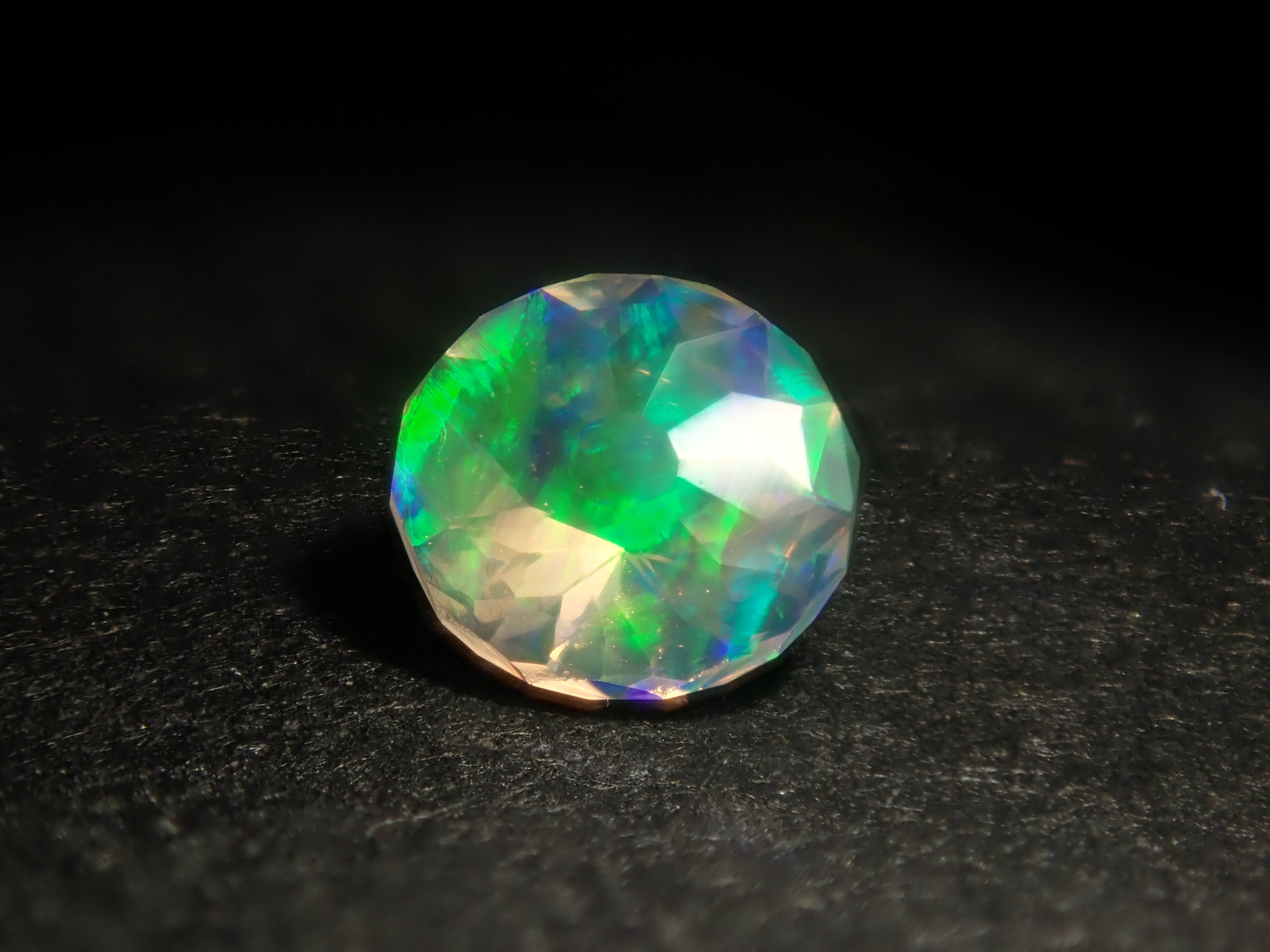 [E33 Shinjuku] Opal 0.123ct loose stone