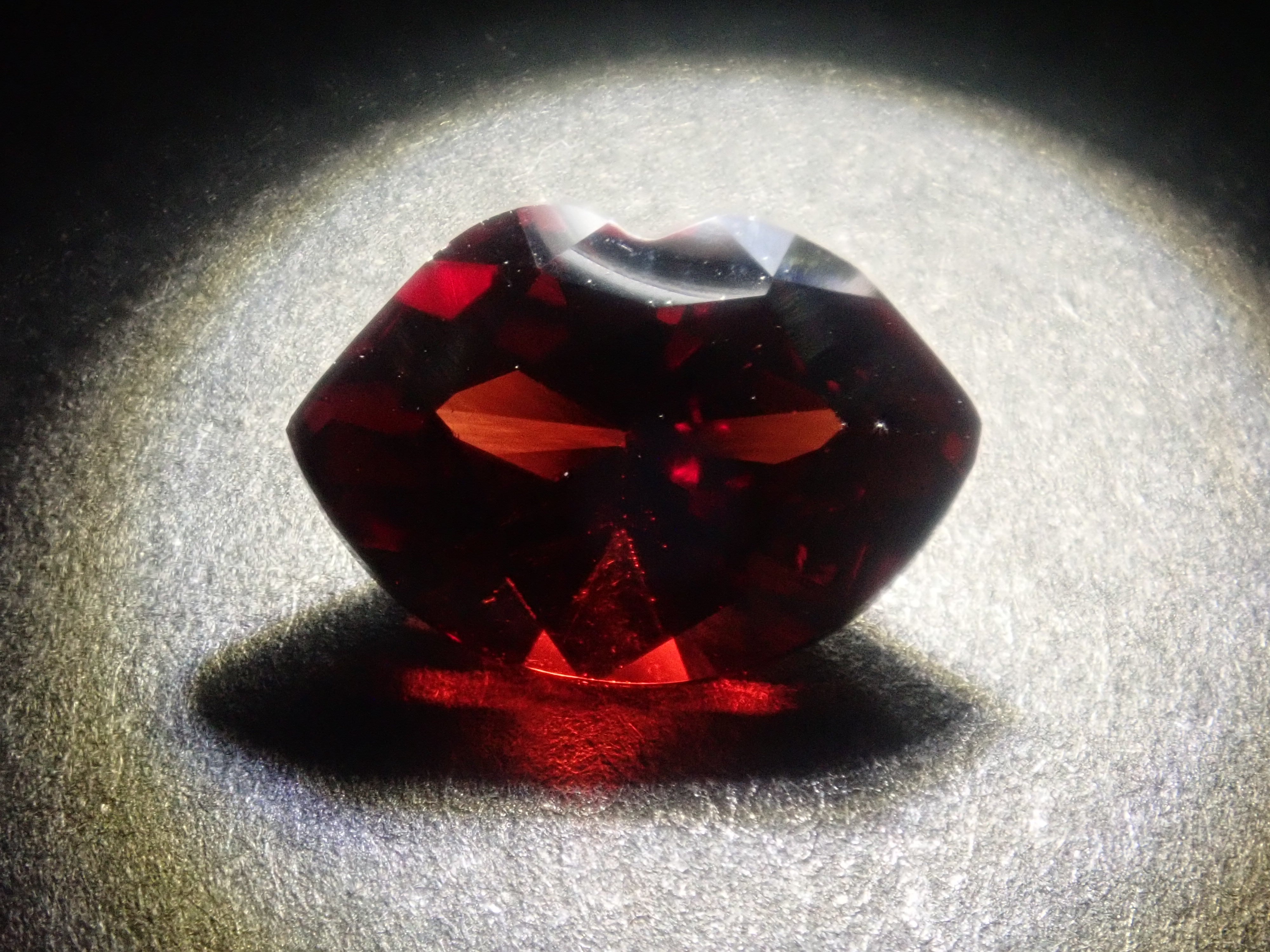 【5/4 22時販売】《限定11石》通常18,800円のルージュカット&ハートシェイプ宝石ガチャ💎アルマンディンガーネット・ピンクトルマリン・スコロライト・サファイア《複数購入割引有》