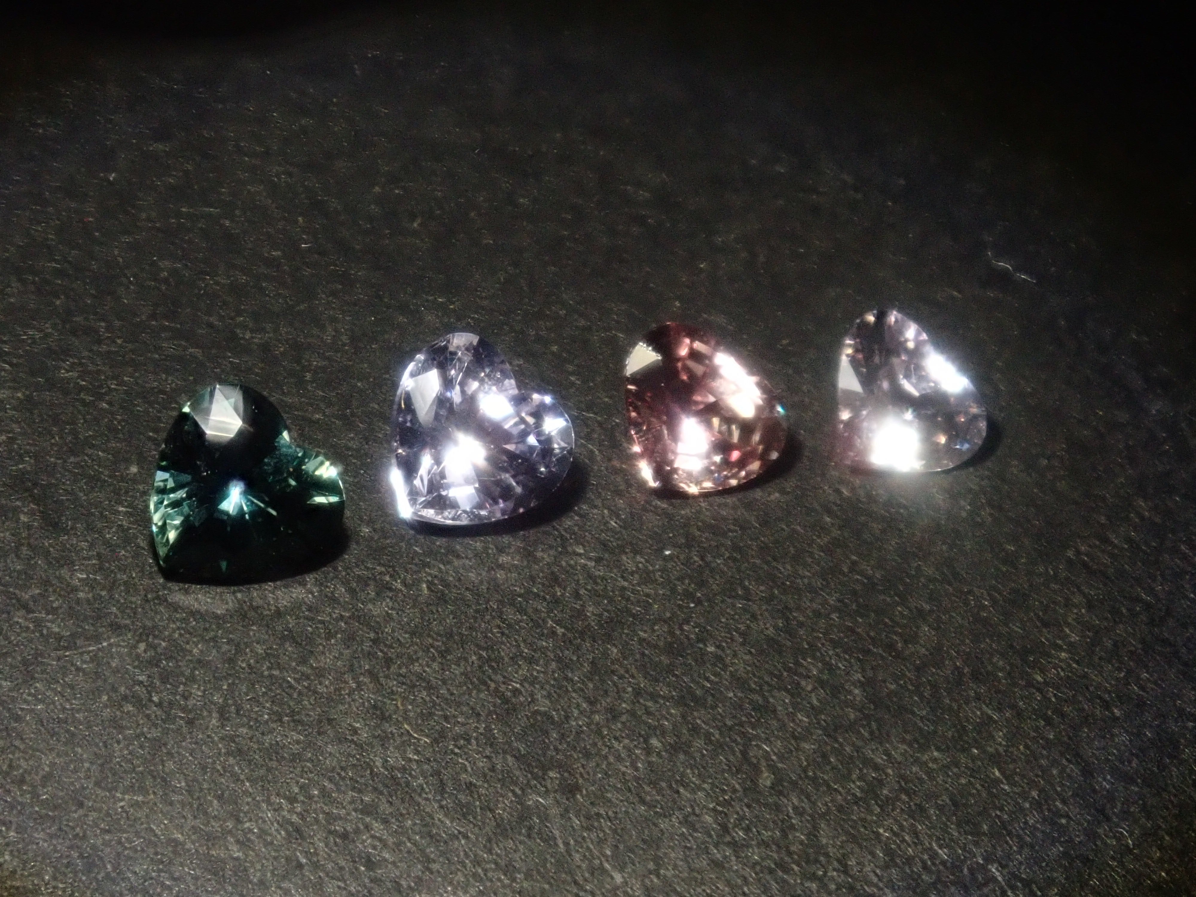 【5/4 22時販売】《限定11石》通常18,800円のルージュカット&ハートシェイプ宝石ガチャ💎アルマンディンガーネット・ピンクトルマリン・スコロライト・サファイア《複数購入割引有》