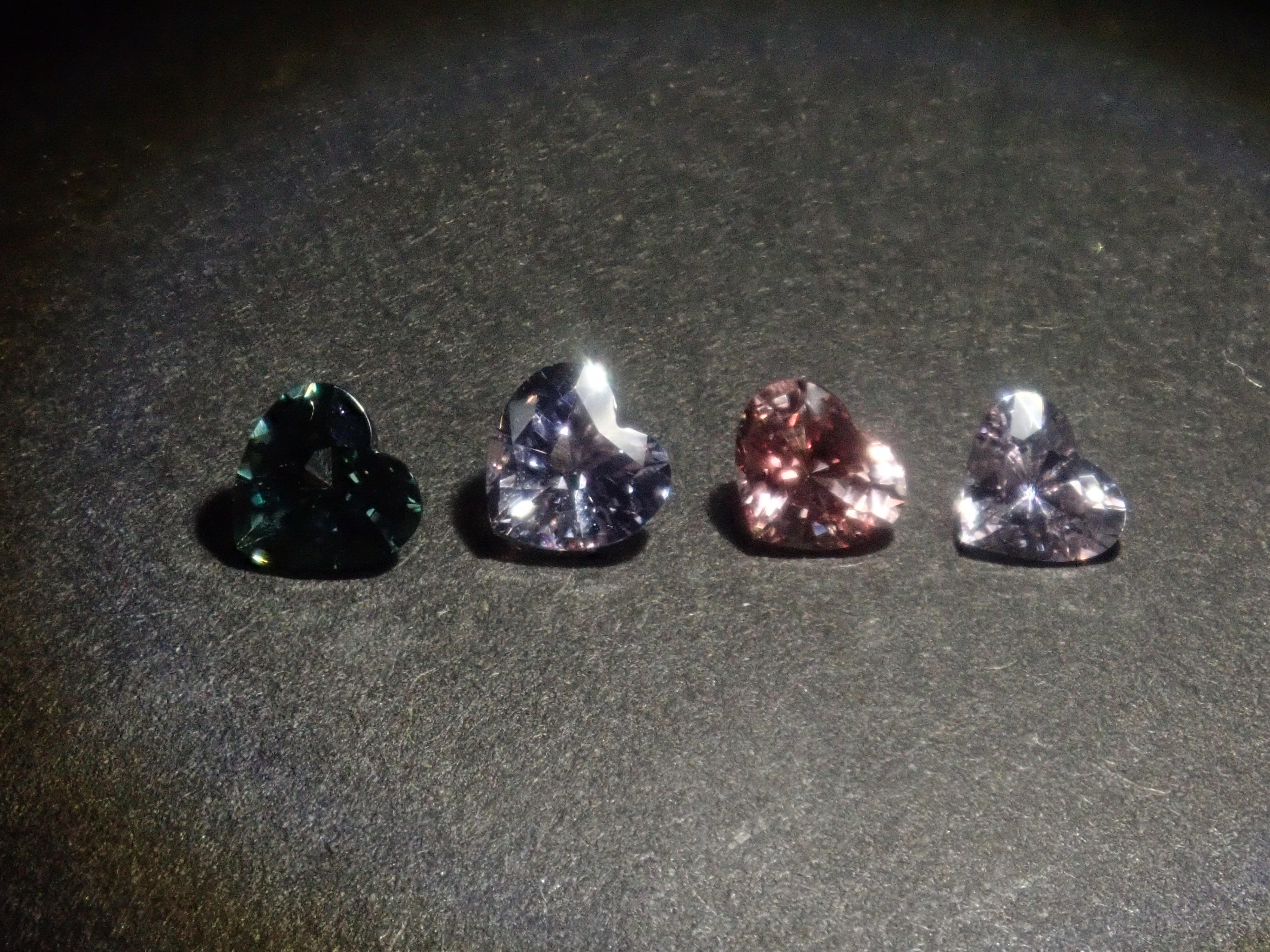 【5/4 22時販売】《限定11石》通常18,800円のルージュカット&ハートシェイプ宝石ガチャ💎アルマンディンガーネット・ピンクトルマリン・スコロライト・サファイア《複数購入割引有》