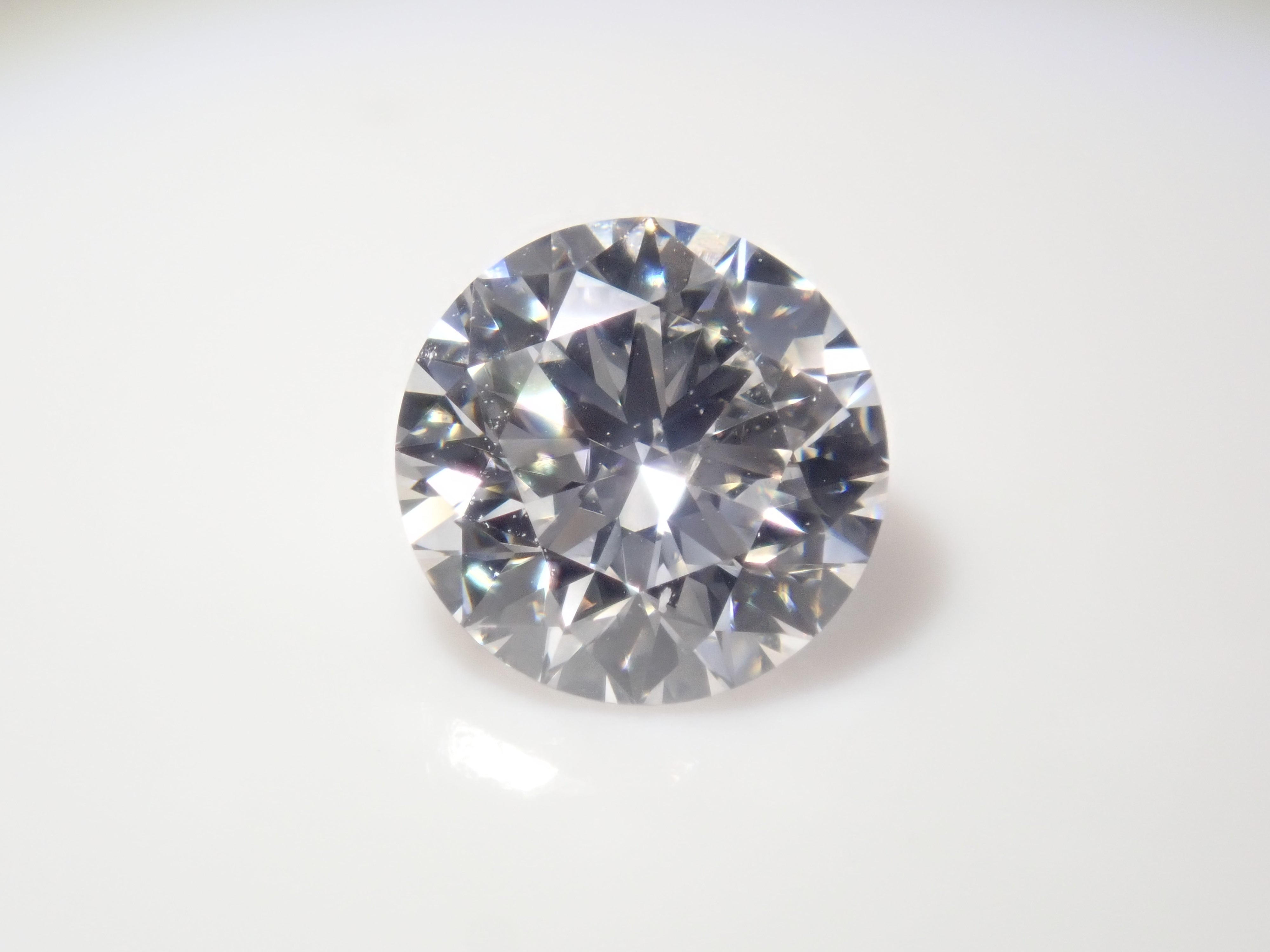 【32501762掲載】ラボグロウンダイヤモンド（合成ダイヤモンド） 0.550ctルース(D, IF, IDEAL)