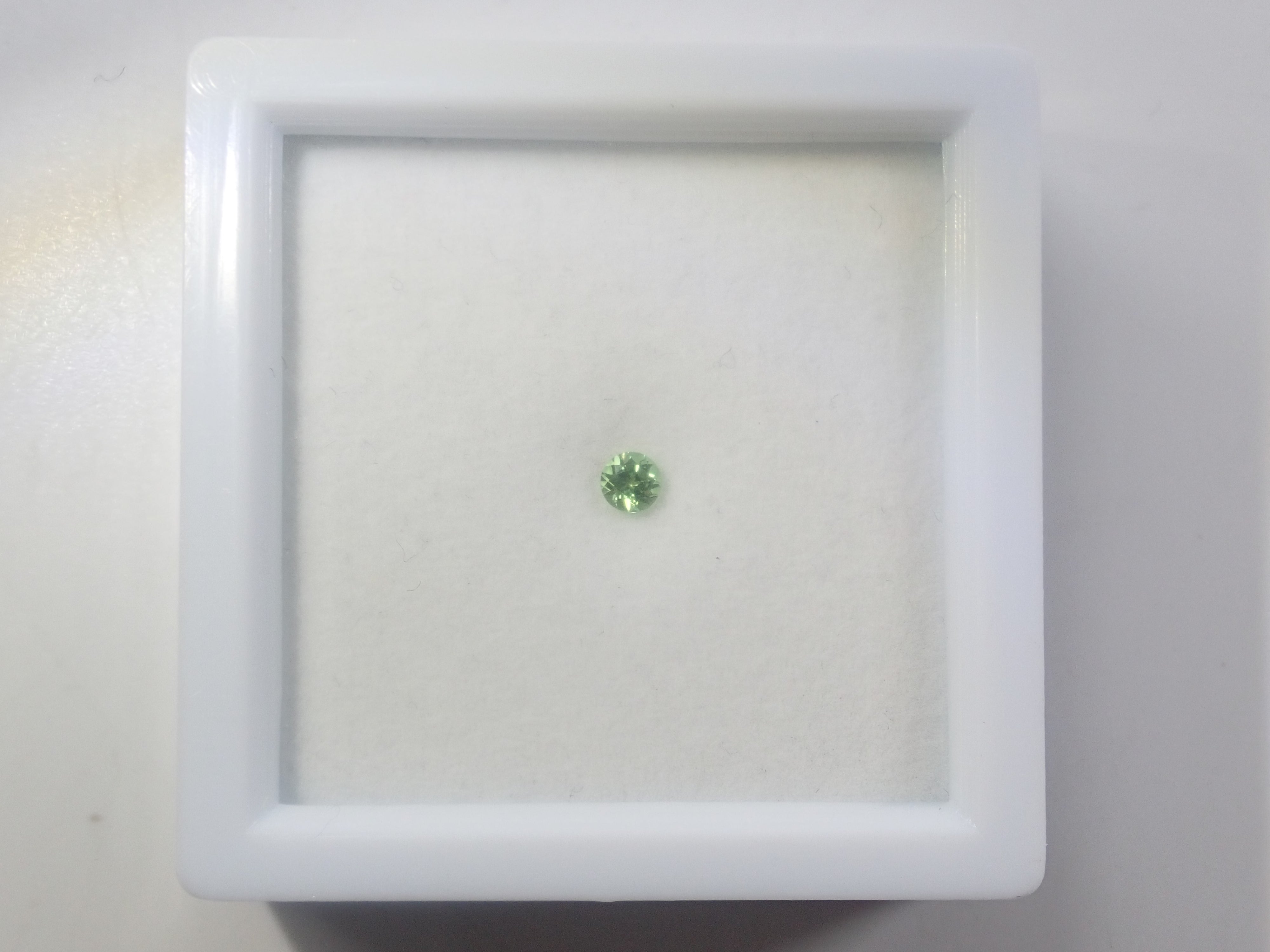 {June Campaign Limited Edition} Rare Stone Gacha💎 Padparadscha Sapphire 0.3ct+ with Certificate, Benitoite, Red Beryl, etc. Loose Stones for 1 Stone {Multiple Purchase Discounts Available}