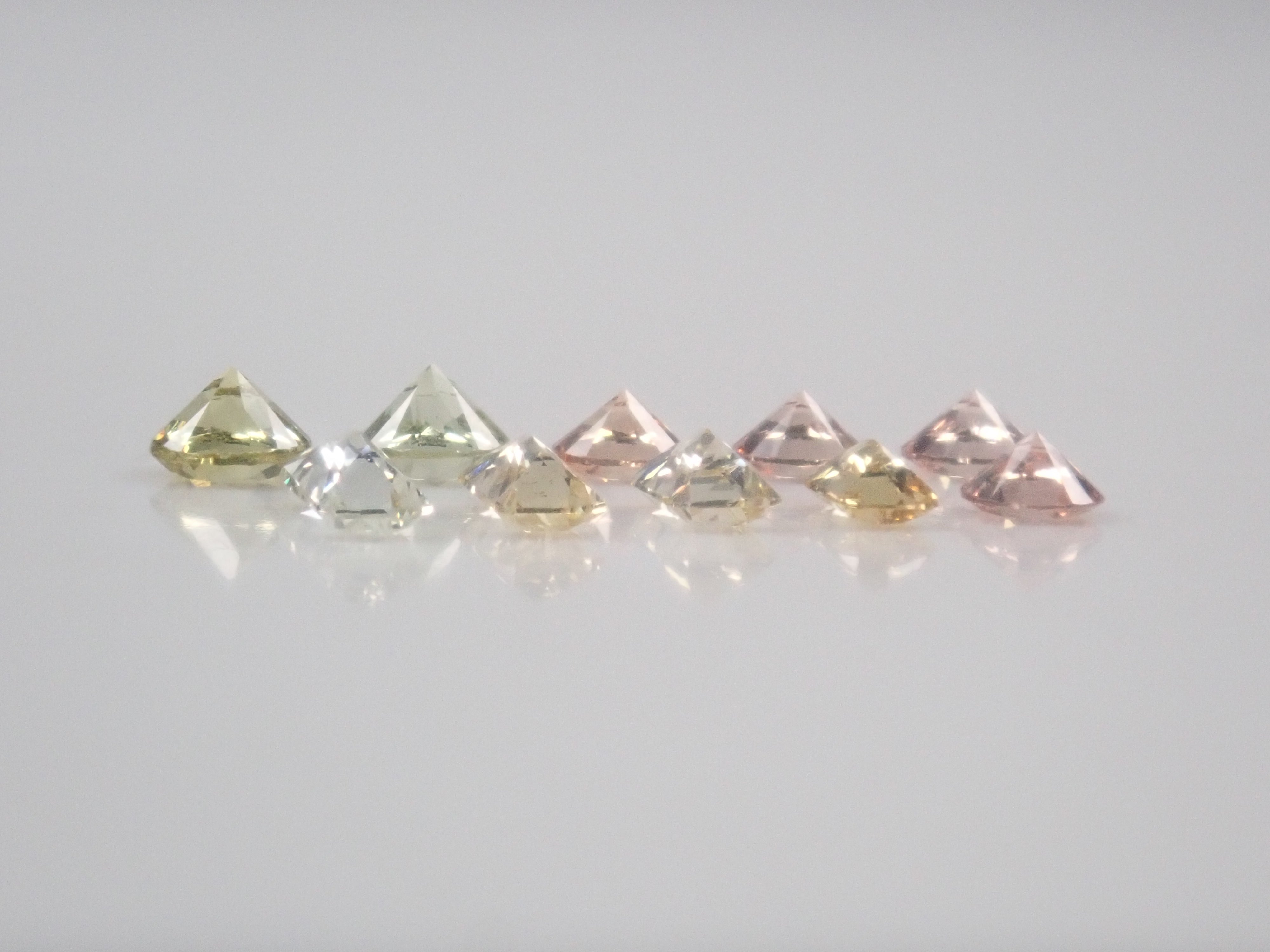 【2/28 22時販売】《限定10石》通常39,800円のピジョンブラッドルビーAIGS鑑別書含む赤色宝石ガチャ《複数購入割引有》