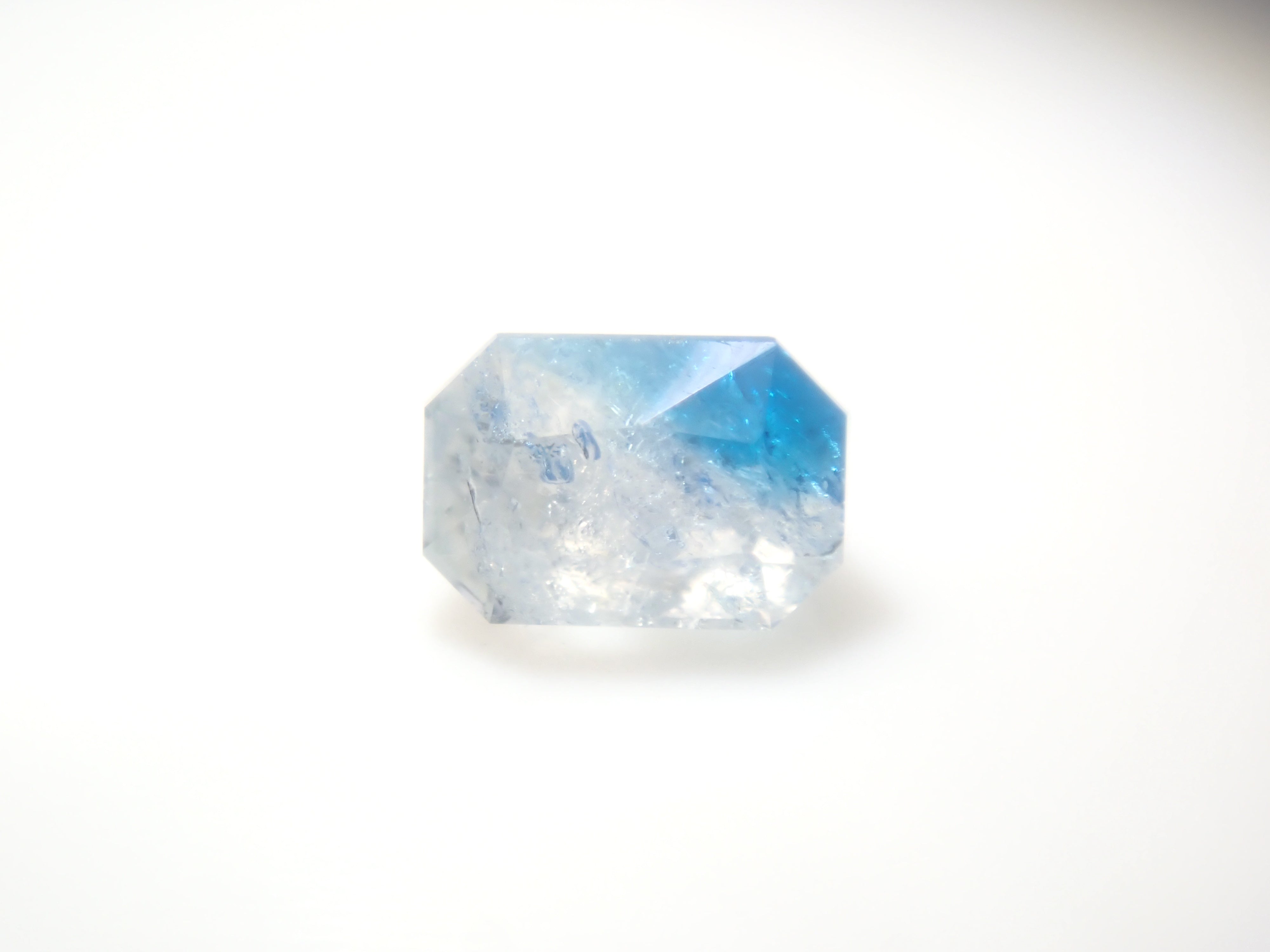 [Sale on July 7th at 10 PM] Limited to 12 stones! Blue Gem Gacha [Multiple Purchase Discount Available]