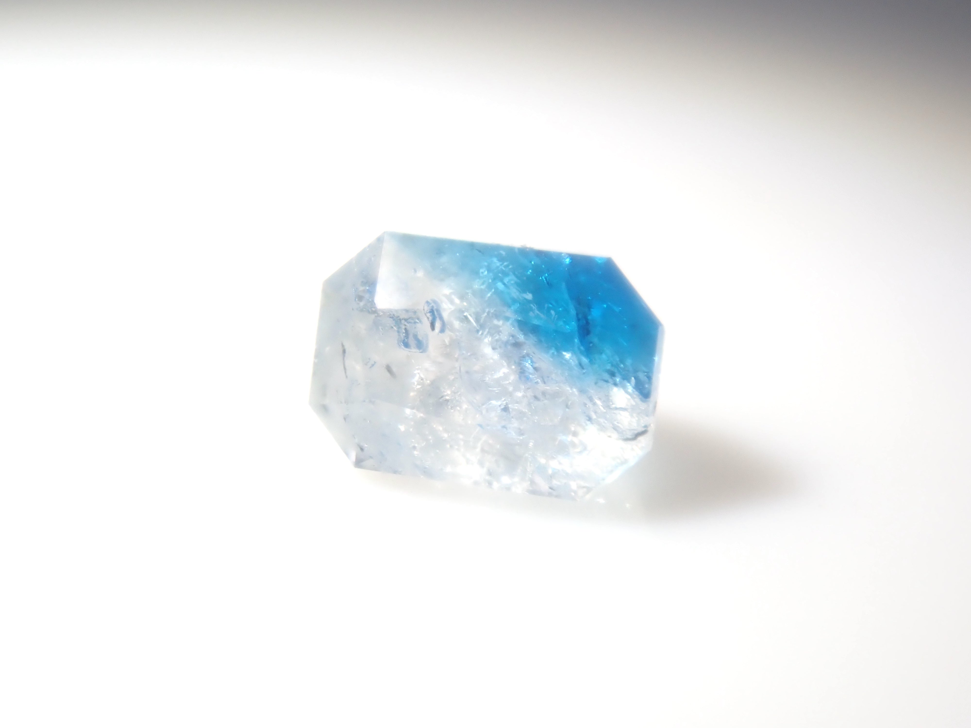 [Sale on July 7th at 10 PM] Limited to 12 stones! Blue Gem Gacha [Multiple Purchase Discount Available]