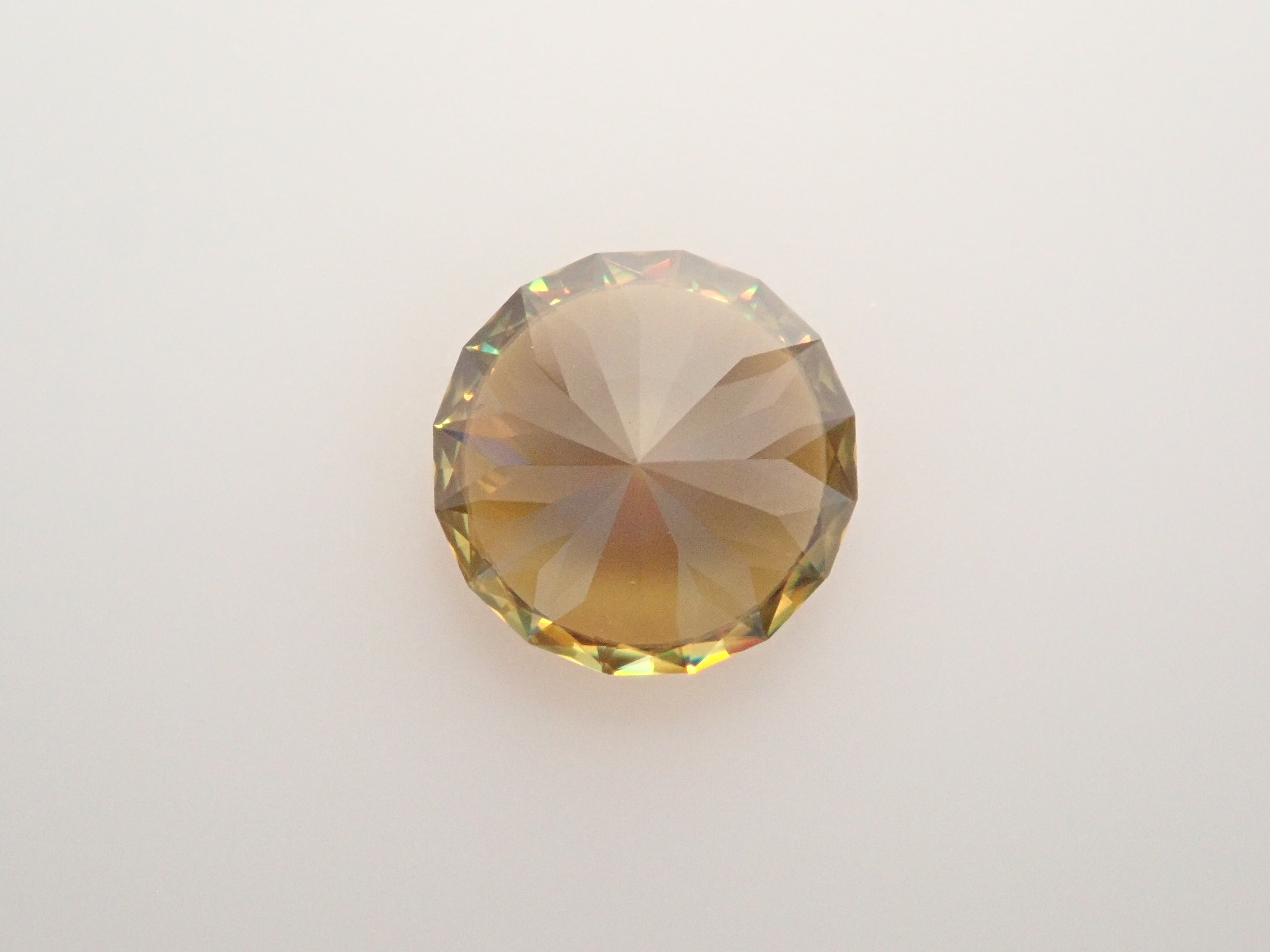 【1/23 22時販売】ジンバブエ産スフェーン 7.0mm/1.661ctルース