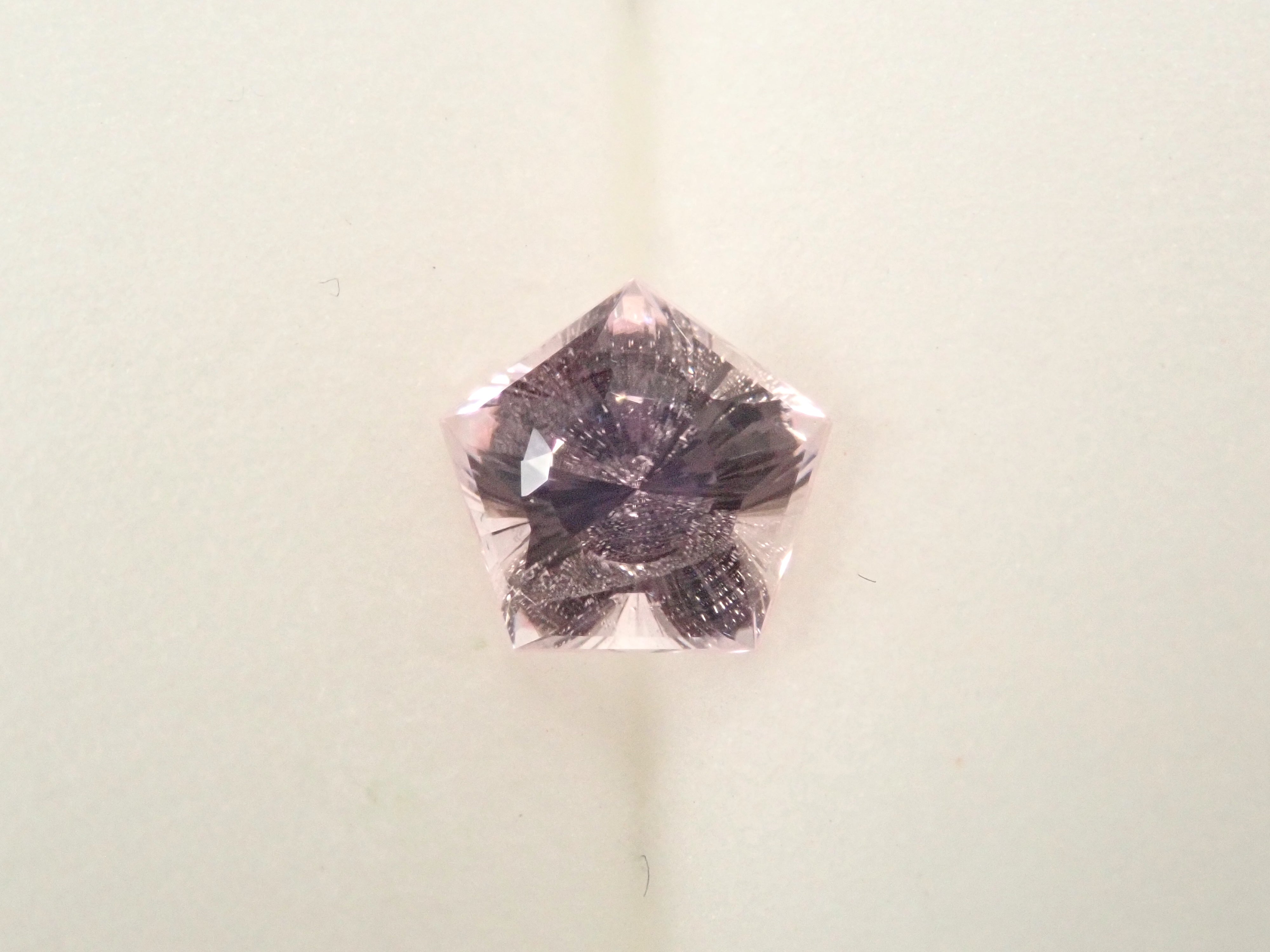 【1/23 22時販売】アフガニスタン産クンツァイト 0.971ctルース