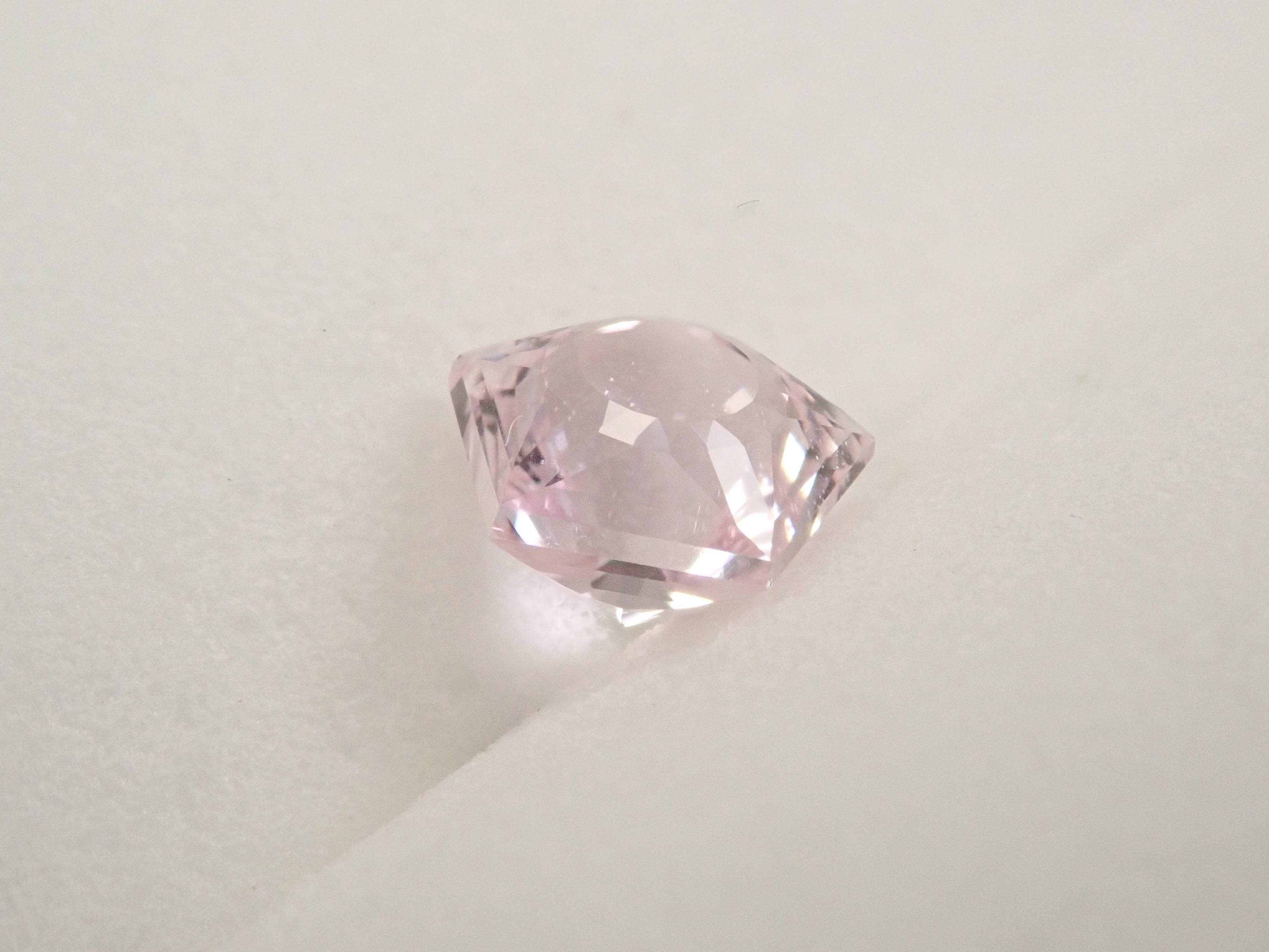 【1/23 22時販売】アフガニスタン産クンツァイト 0.971ctルース