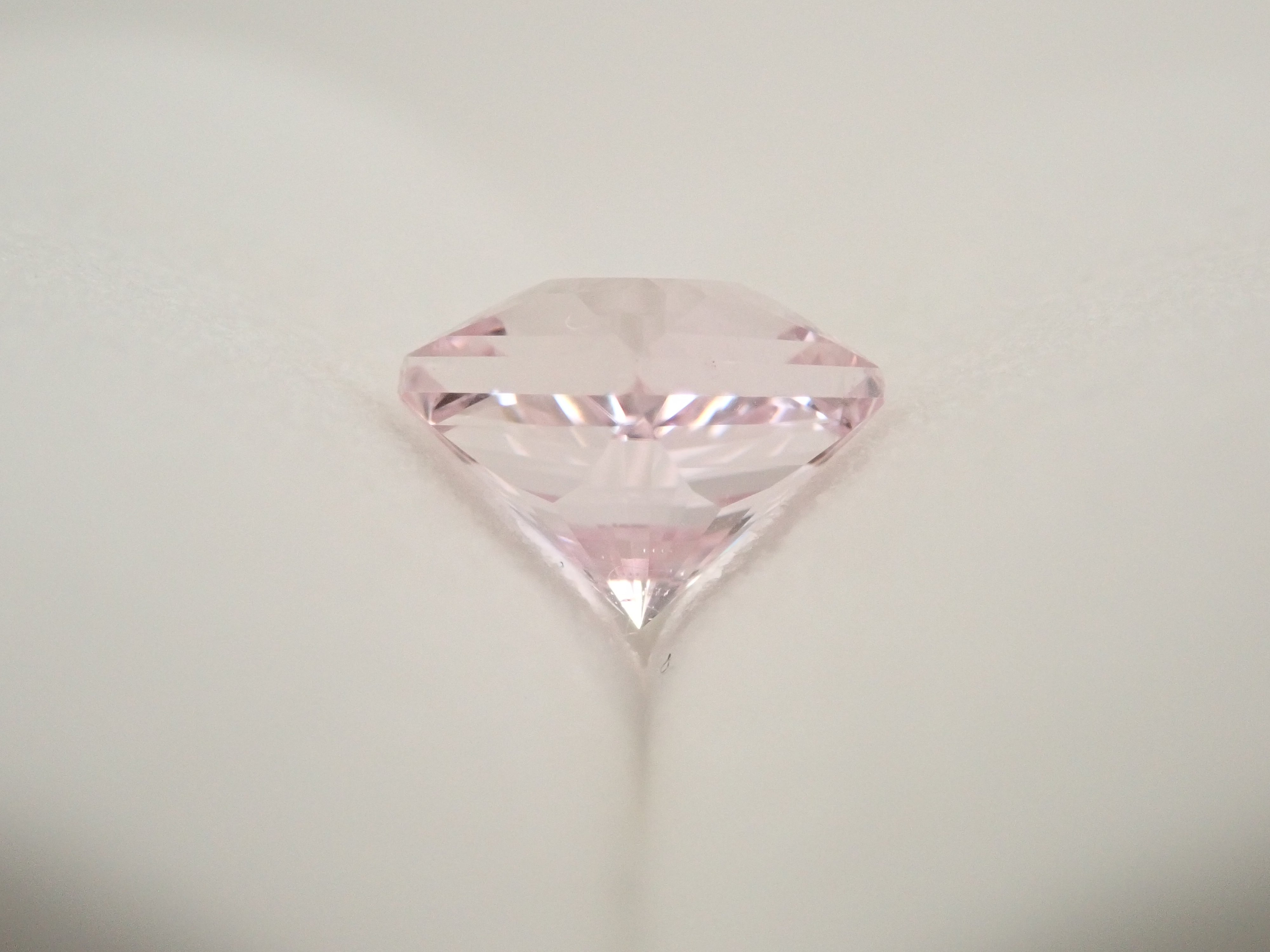 【1/23 22時販売】アフガニスタン産クンツァイト 0.971ctルース