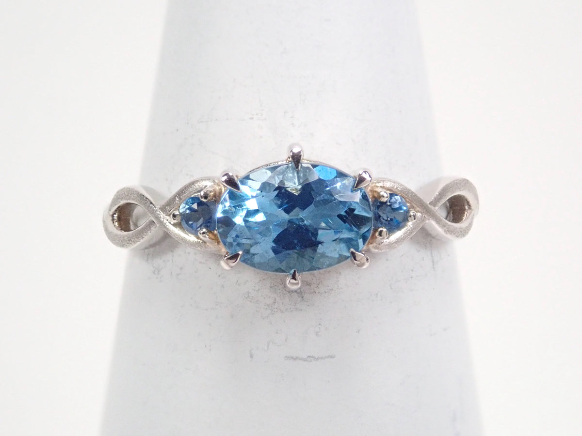 Pt950 サンタマリアアクアマリン 0.743ct リング