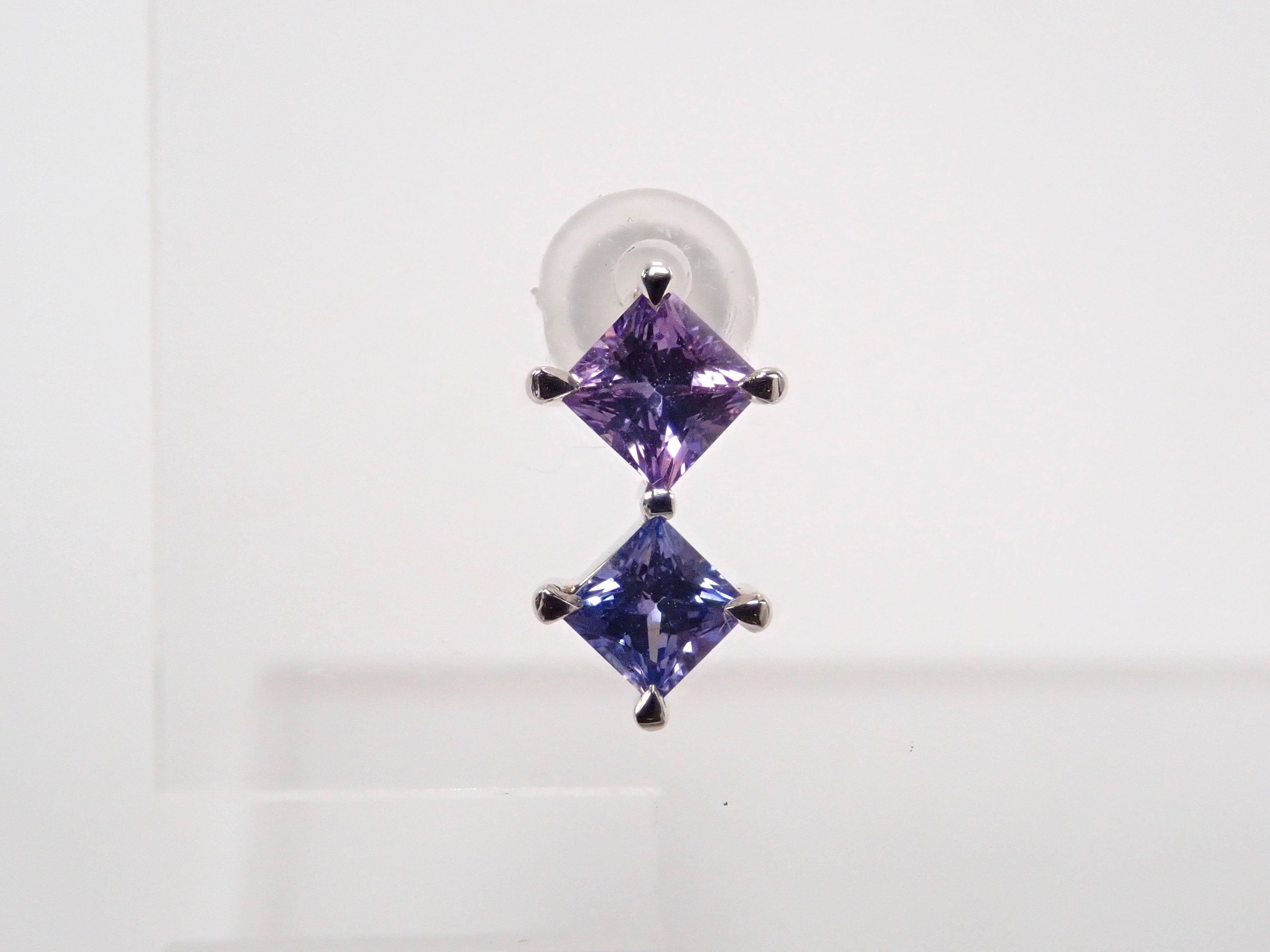 Pt950 パープルサファイア 0.318ct ピアス