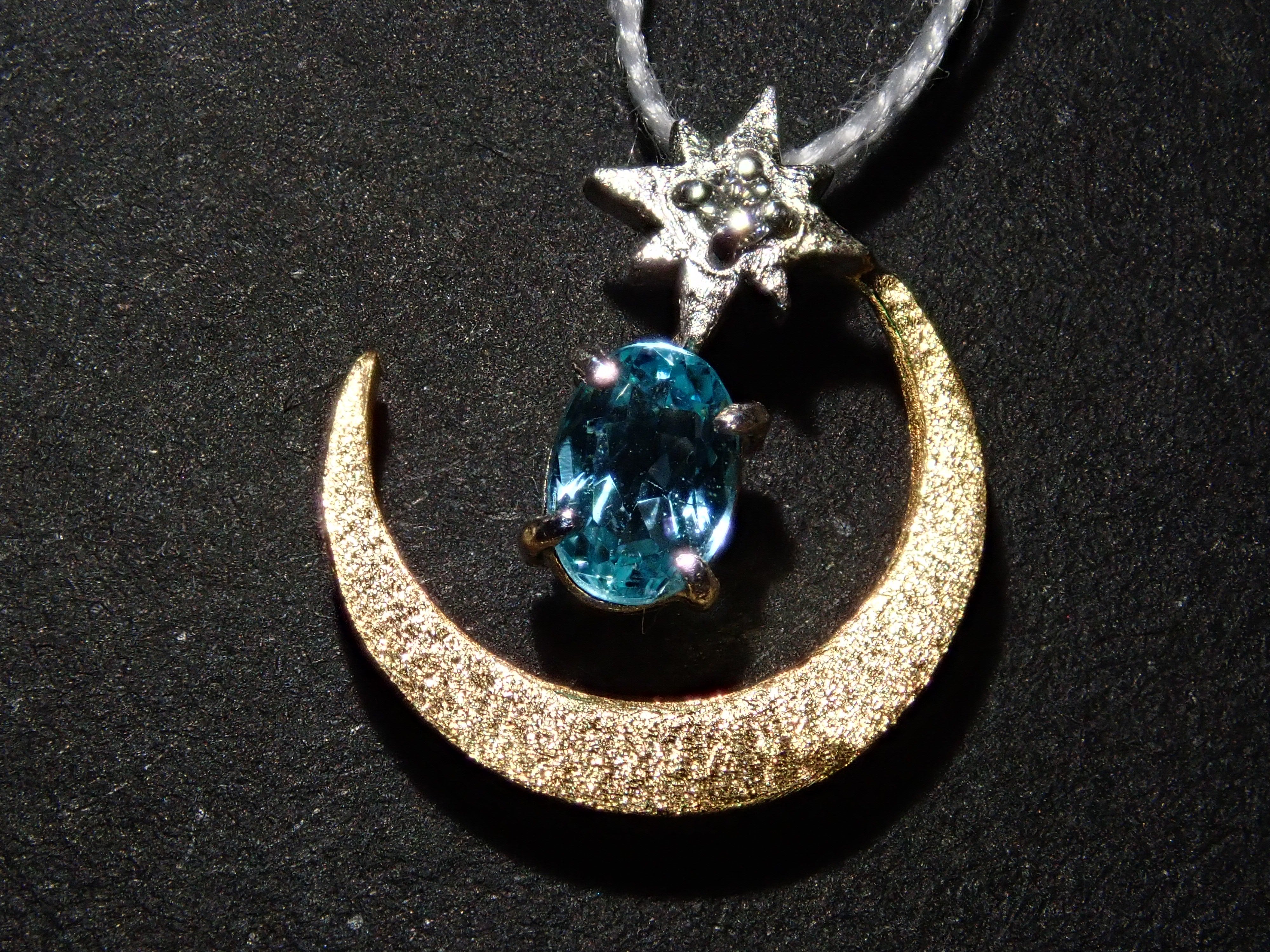 【1/12 22時販売】K18/Pt950 ブラジル産パライバトルマリン・ダイヤモンドペンダントトップ（ネックレストップ）