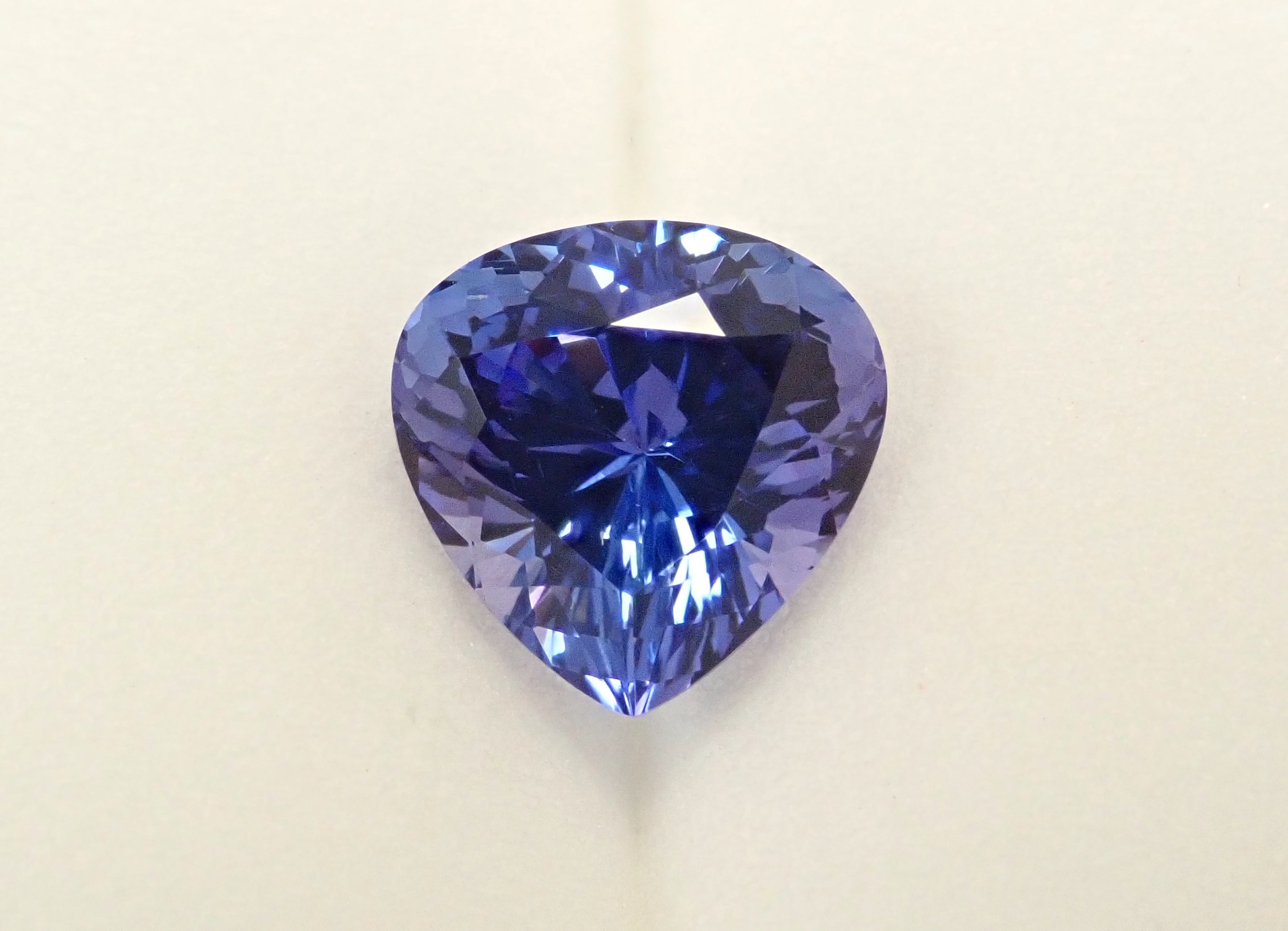 【1月11日 22:00 特價】坦尚尼亞產坦桑石 2.777克拉 裸石