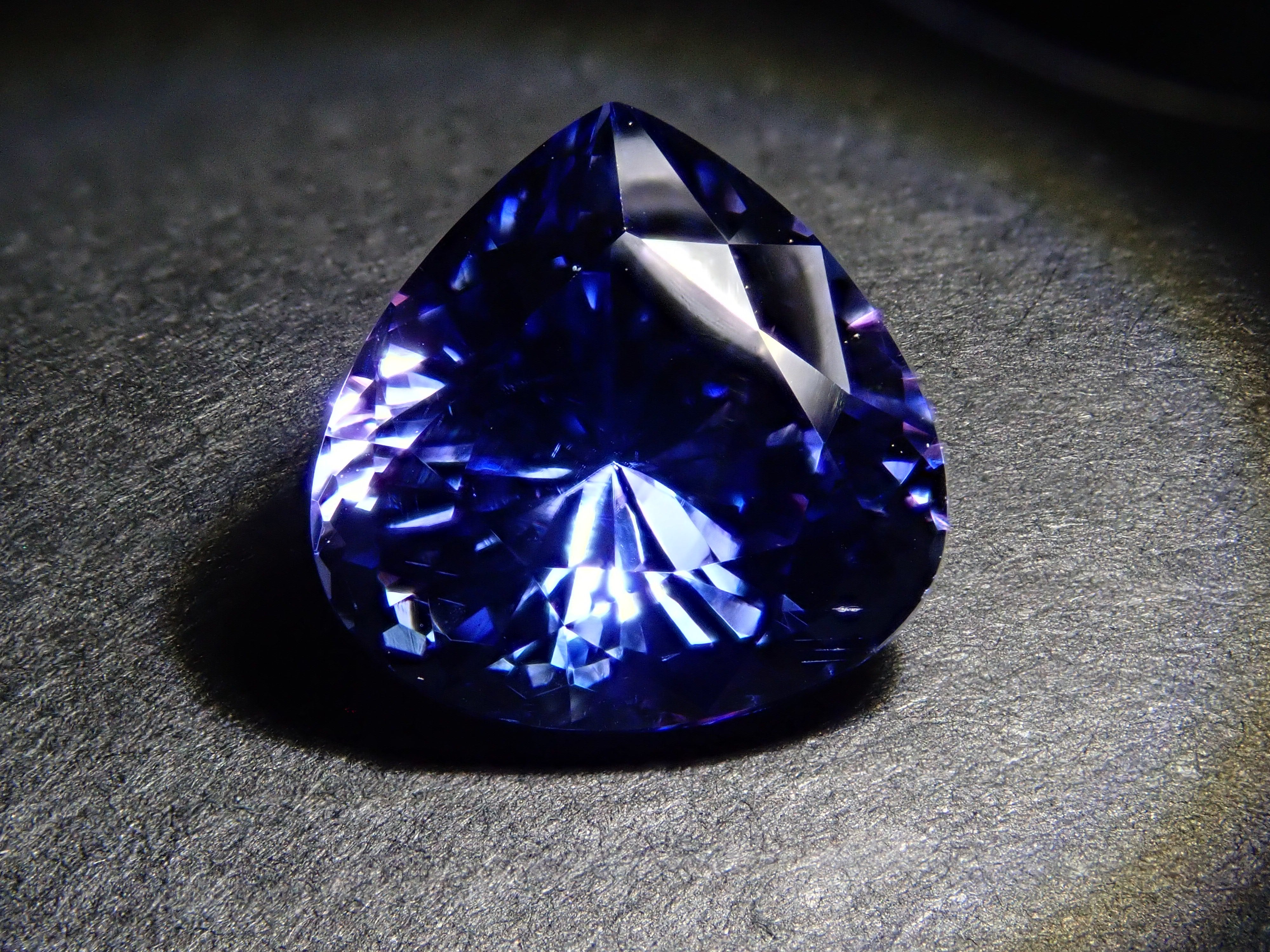 【1/11 22時販売】タンザニア産タンザナイト 2.777ctルース