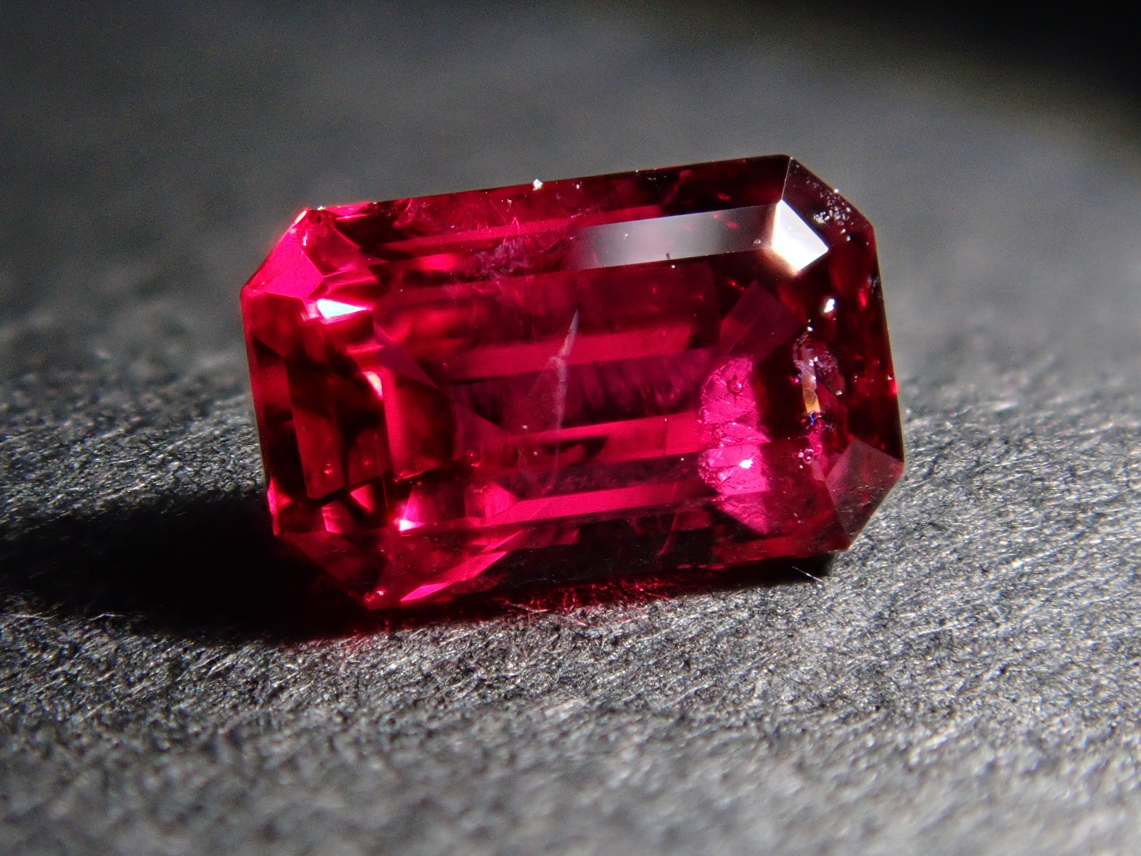 【Ruby】残り11点 12561780] Mozambique Ruby 0.481ct Loose