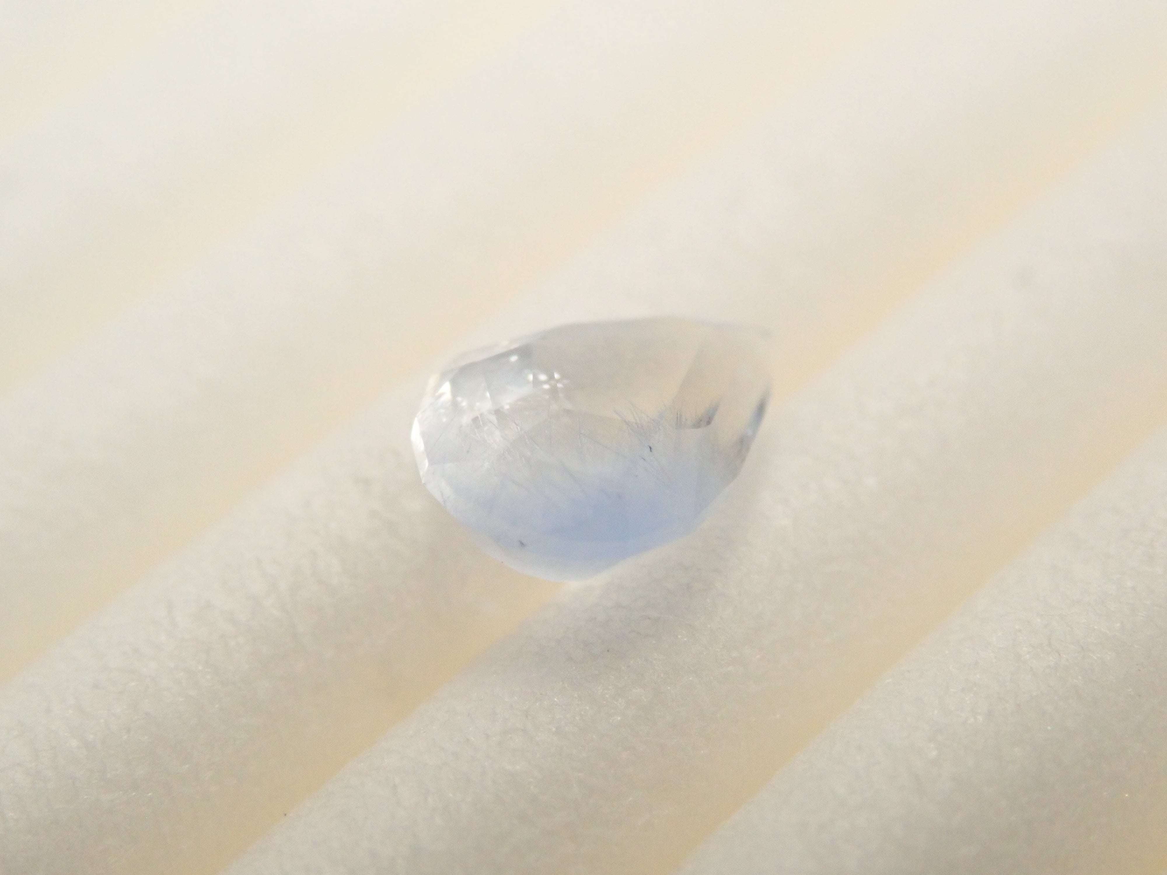 【1月11日 22:00 特價】巴西石英砂藍線石 0.382克拉 散石