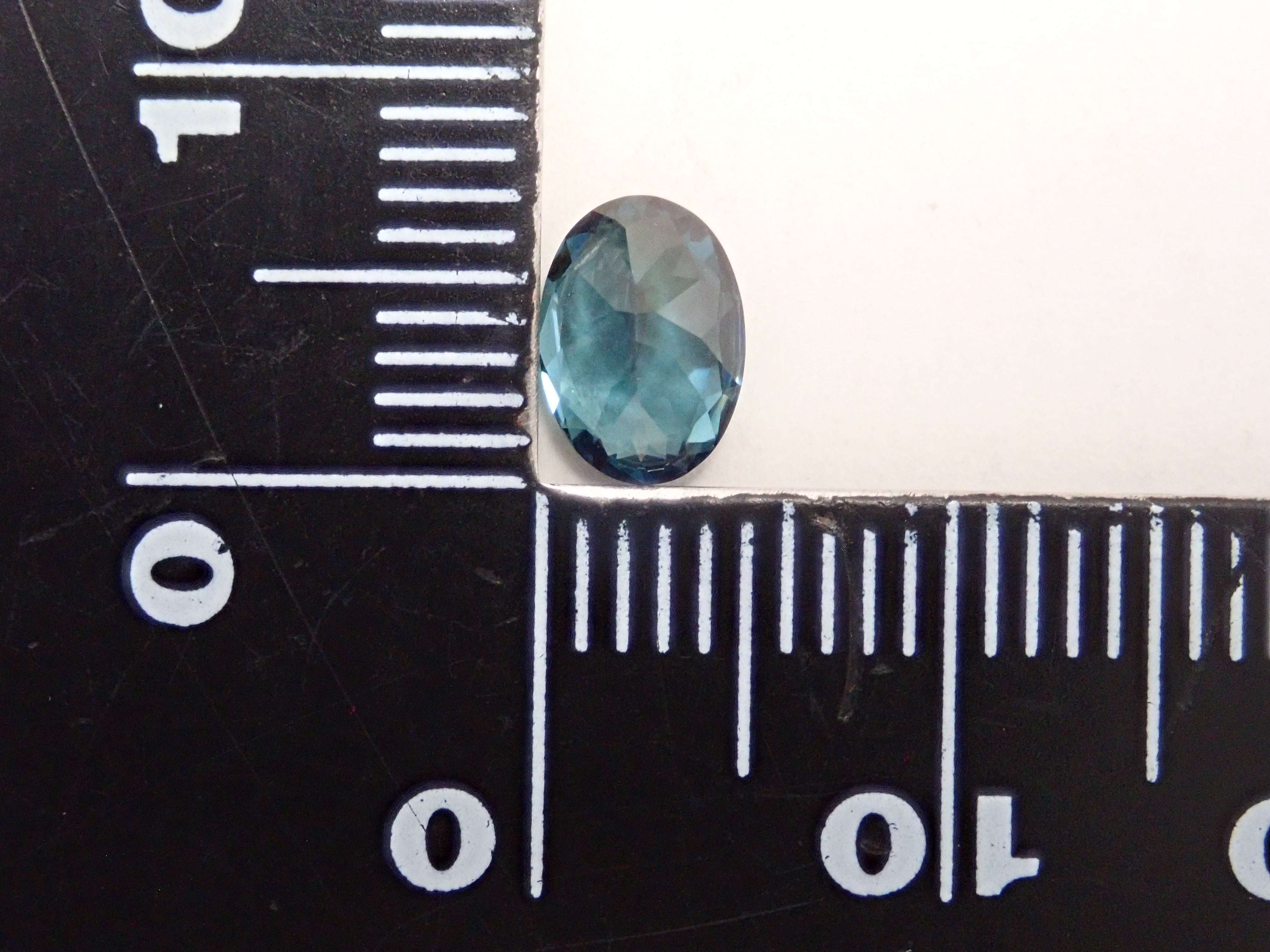 【1/11 22時販売】ブラジル産ブルートルマリン 0.827ctルース