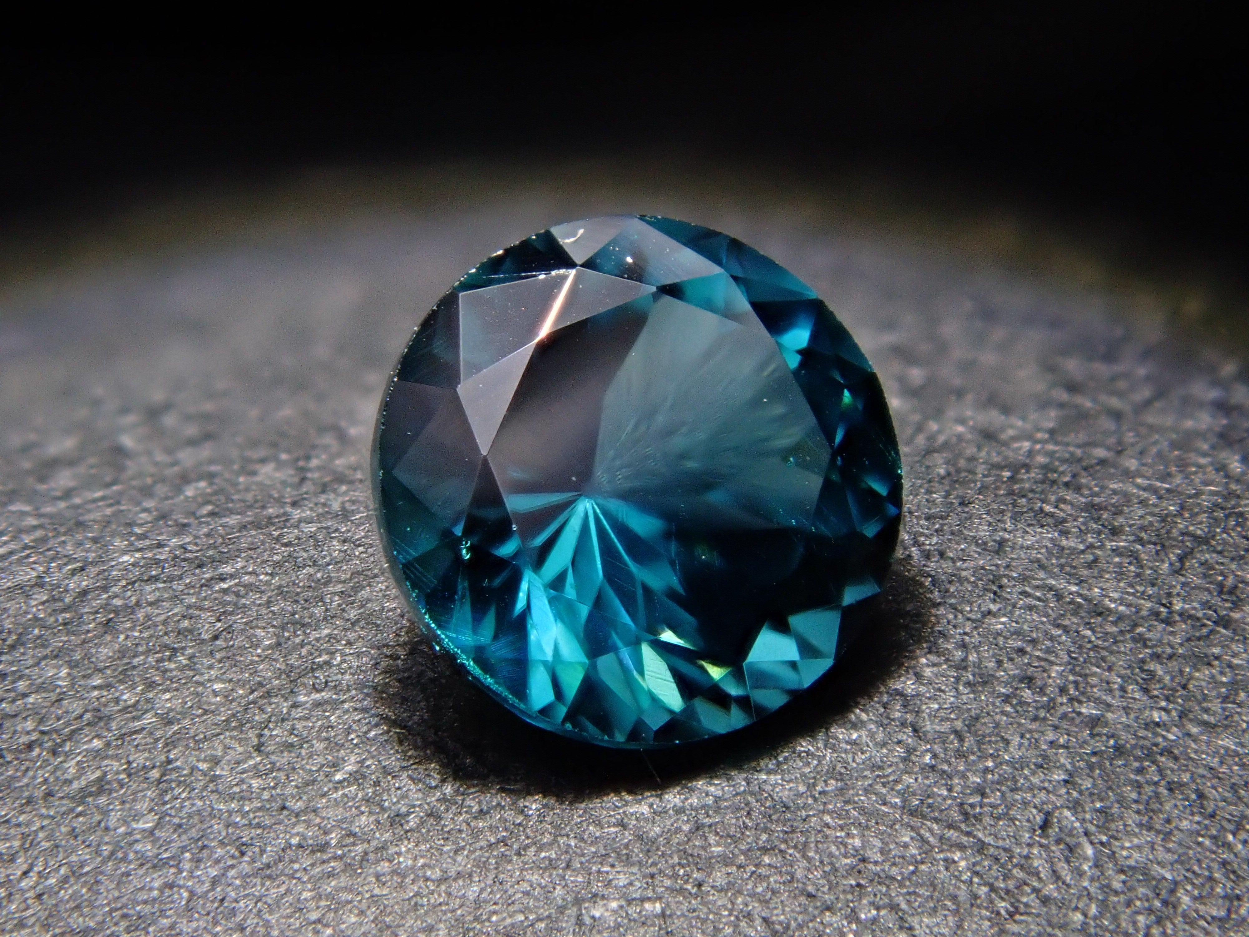 [12558122] 阿富汗藍碧璽 0.268克拉 散石