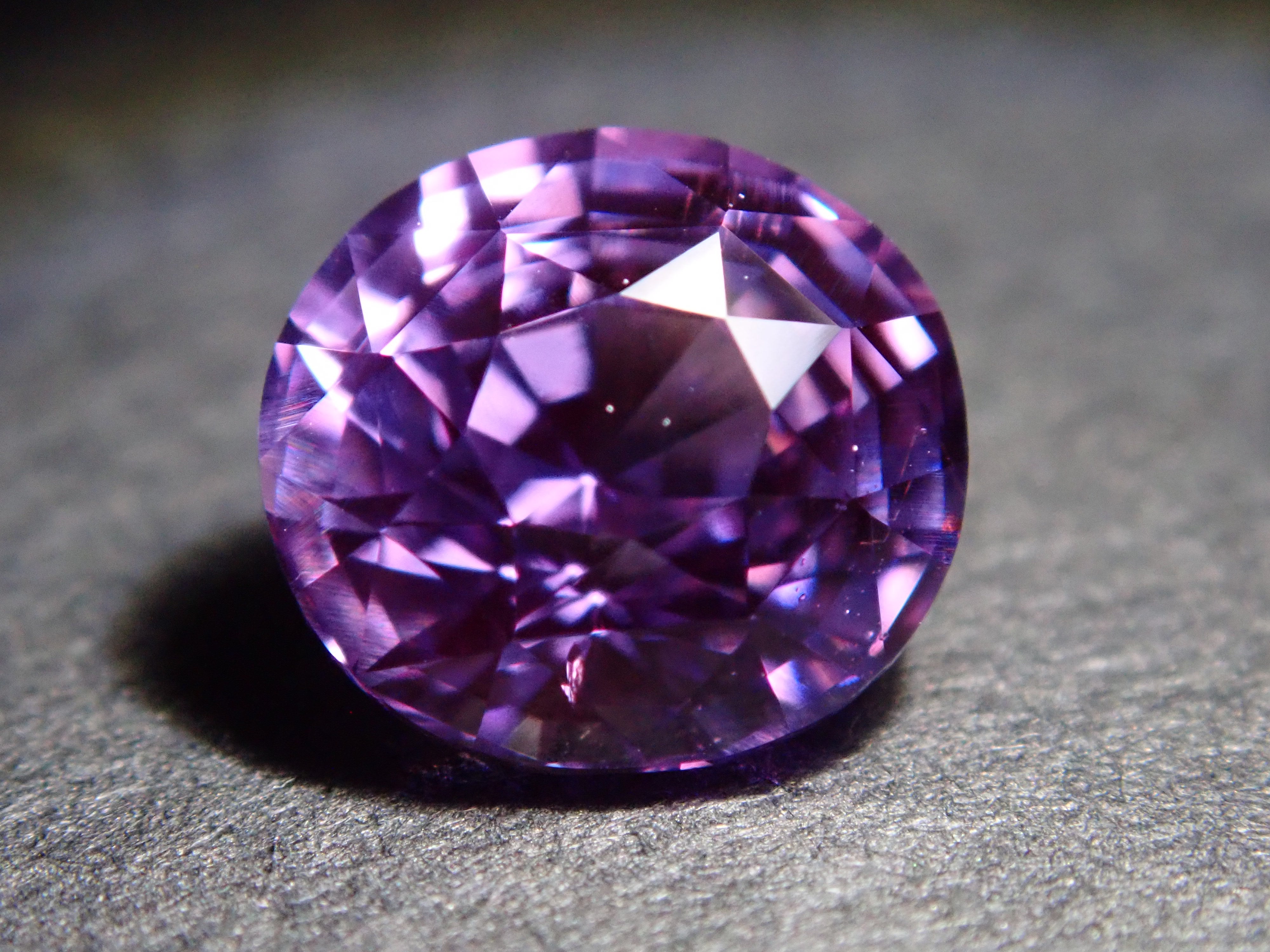 【抽選販売0117_09】マダガスカル産非加熱パープルサファイア 1.170ctルース GIT