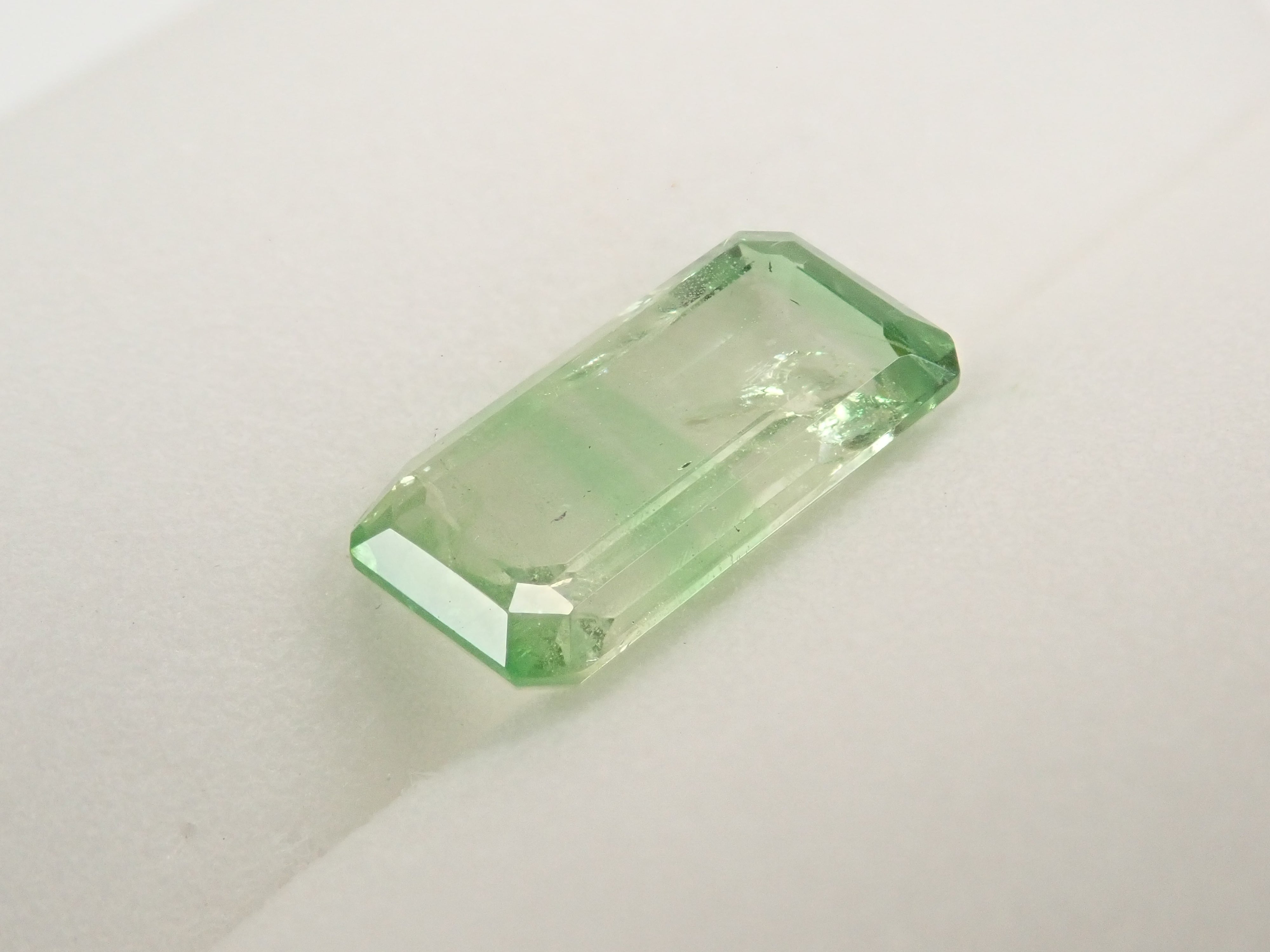 【1/18 22時販売】タンザニア産バイカラーグロッシュラーガーネット 2.997ctルース