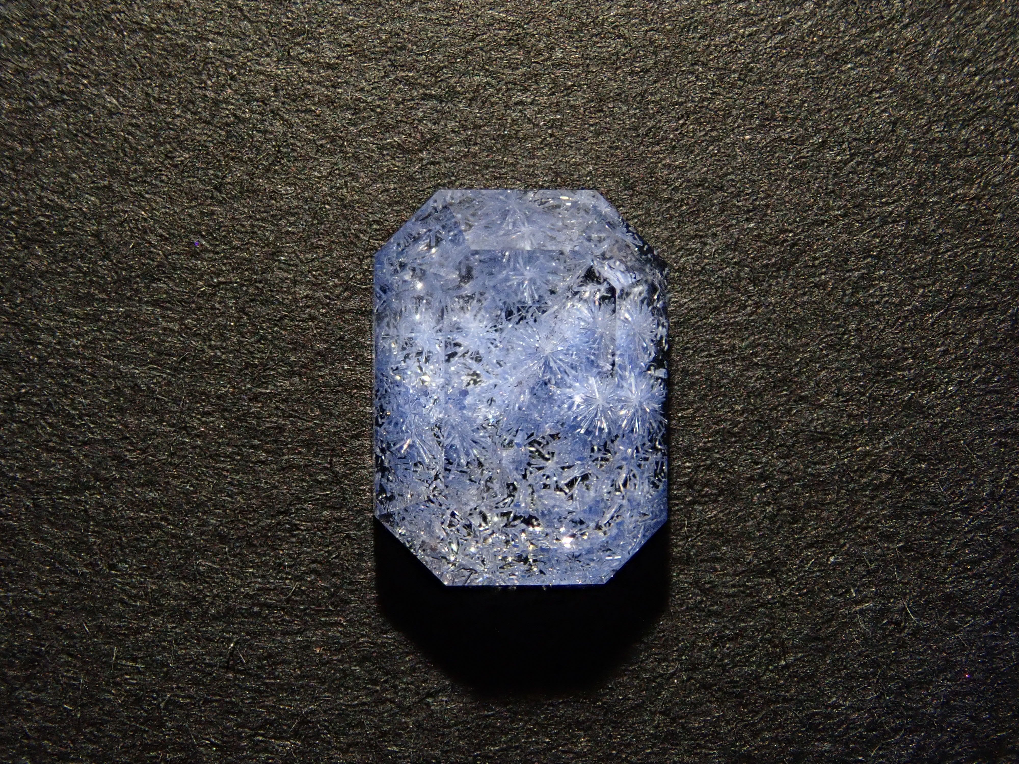 【1/18 22時販売】ブラジル産デュモルチェライトインクォーツ 1.736ctルース