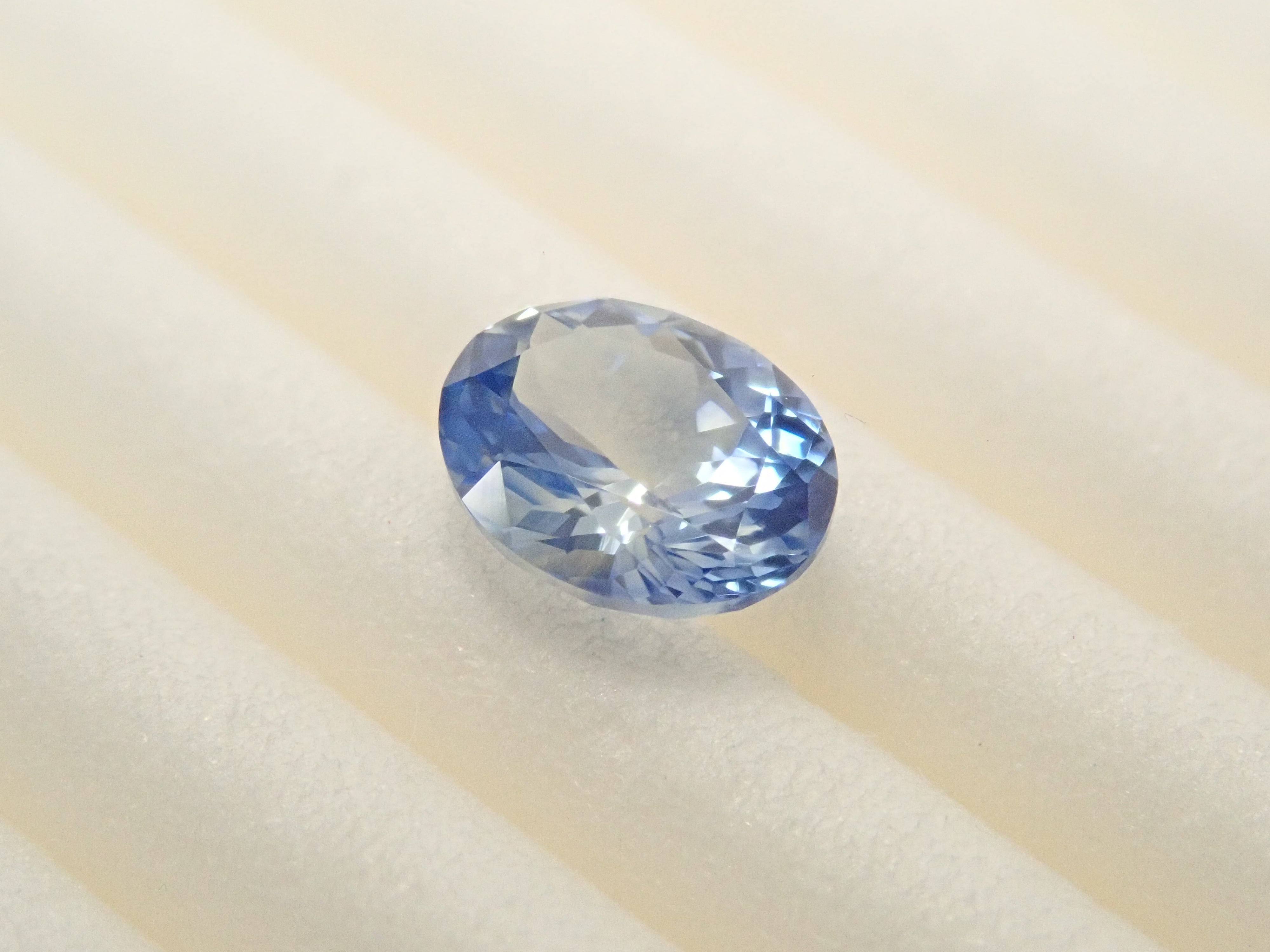 【1/20 22時販売】スリランカ産バイカラーサファイア 0.607ctルース