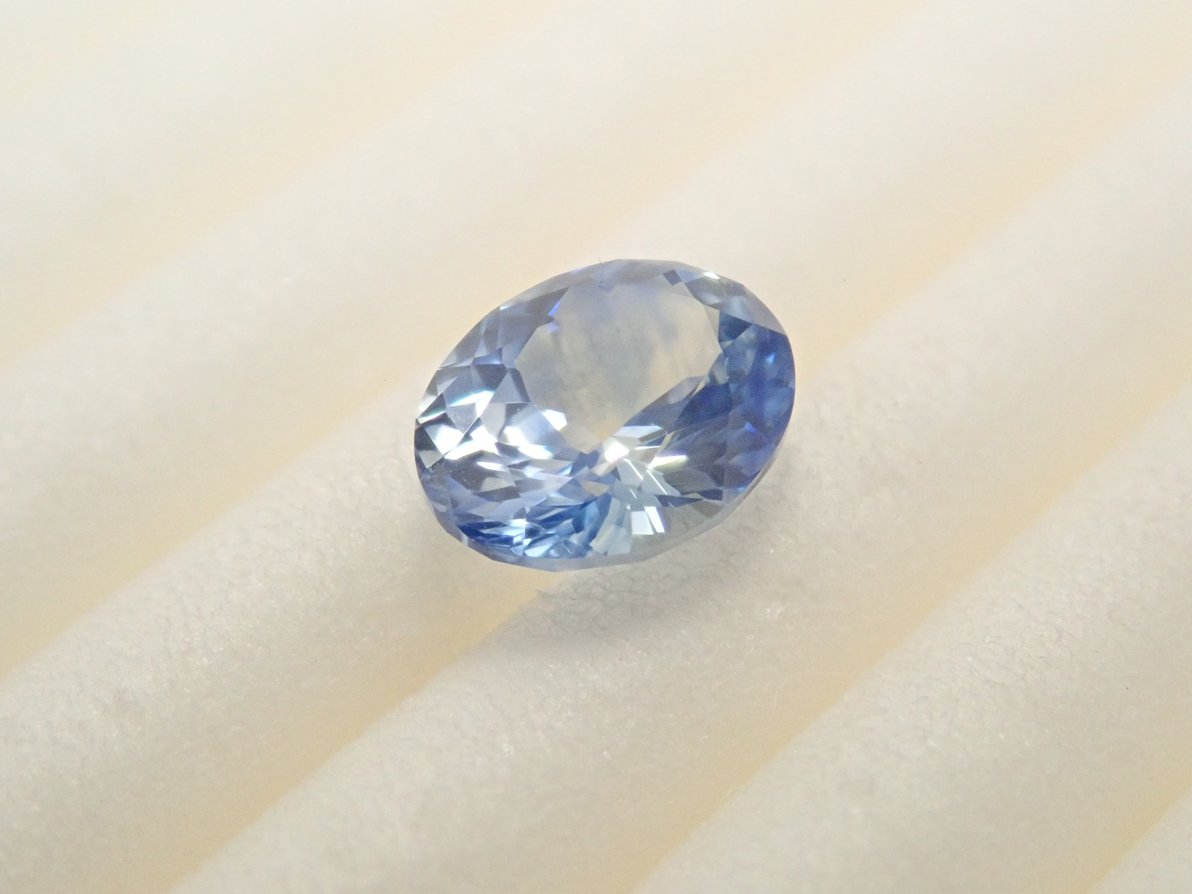 【1/20 22時販売】スリランカ産バイカラーサファイア 0.607ctルース