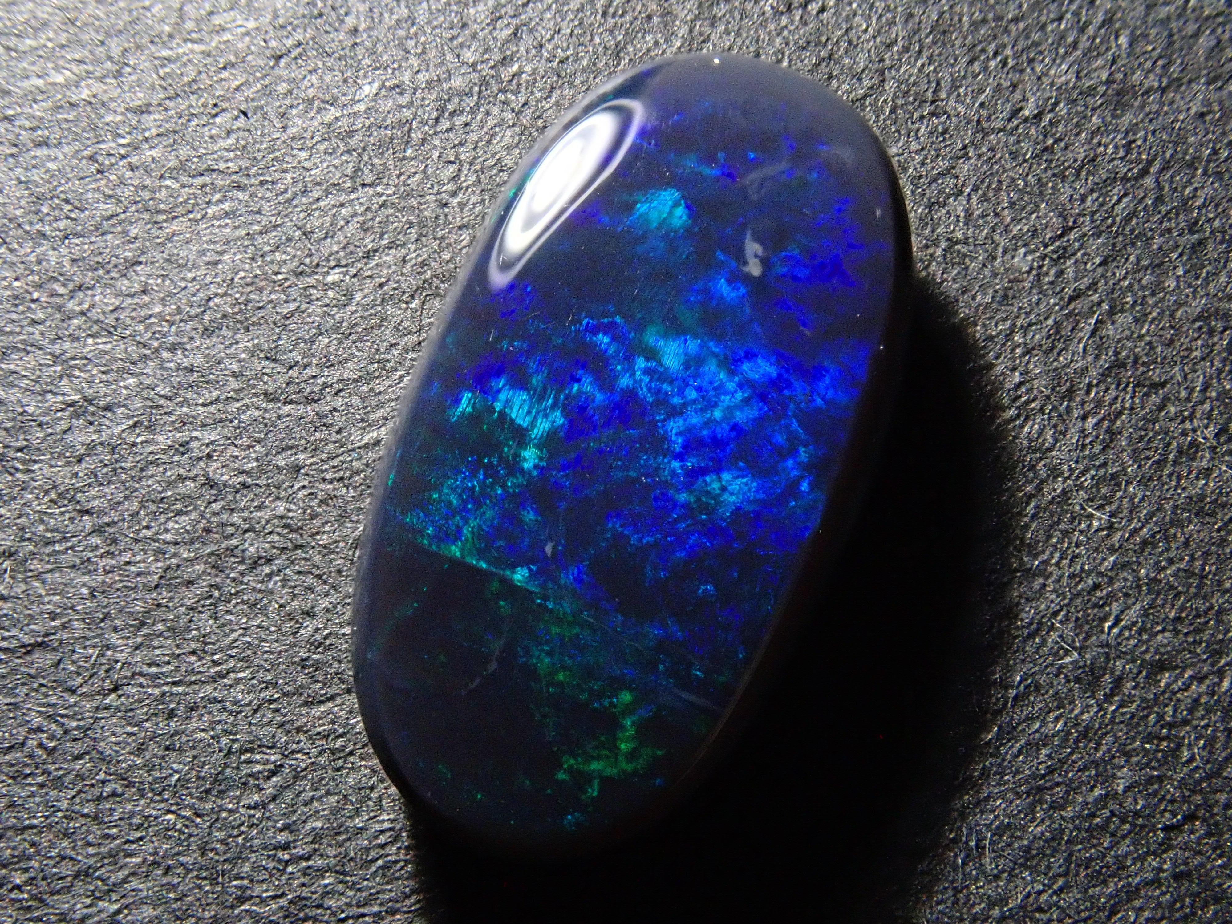 【1/17 22時販売】オーストラリア産ブラックオパール 1.091ctルース