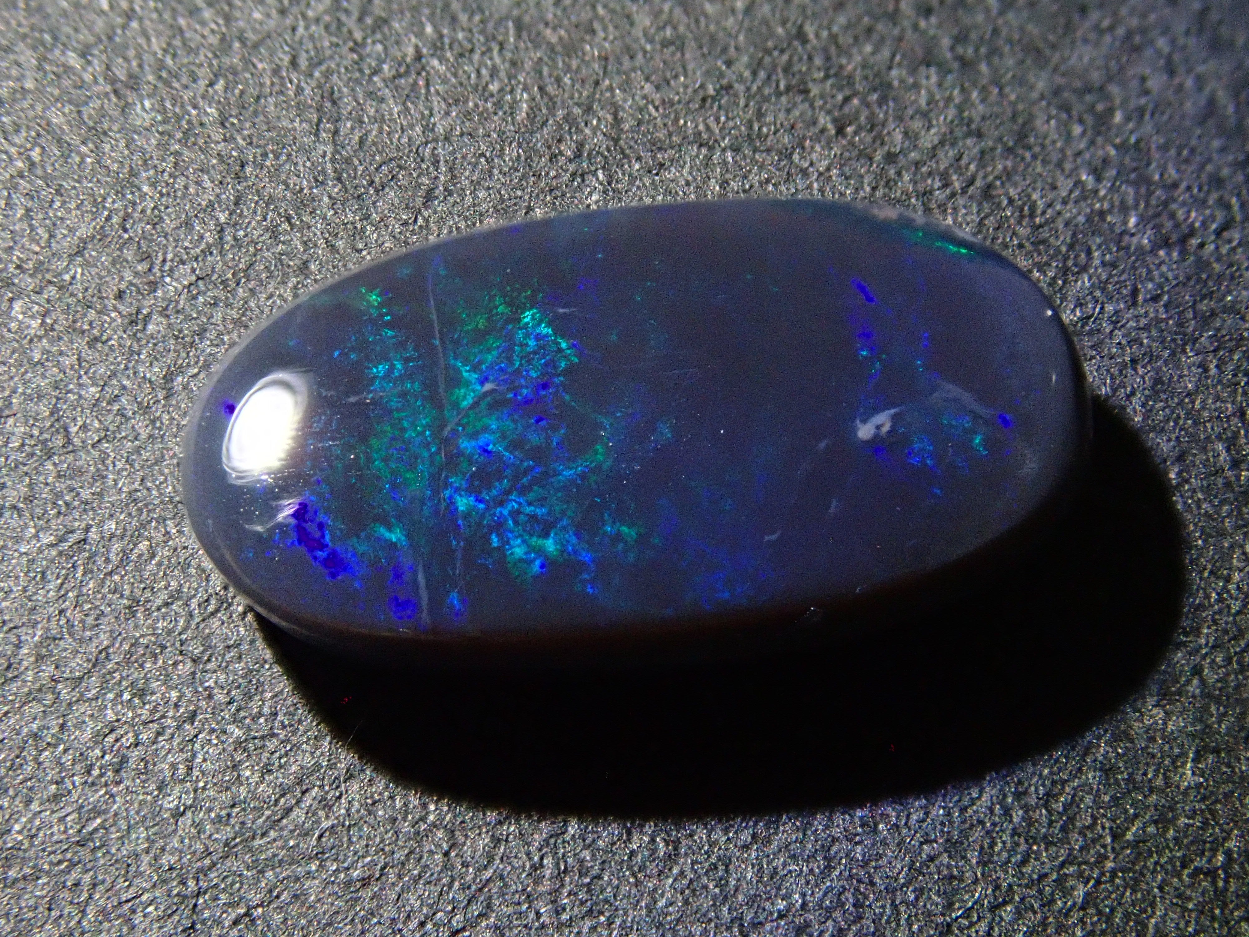 【1/17 22時販売】オーストラリア産ブラックオパール 1.091ctルース