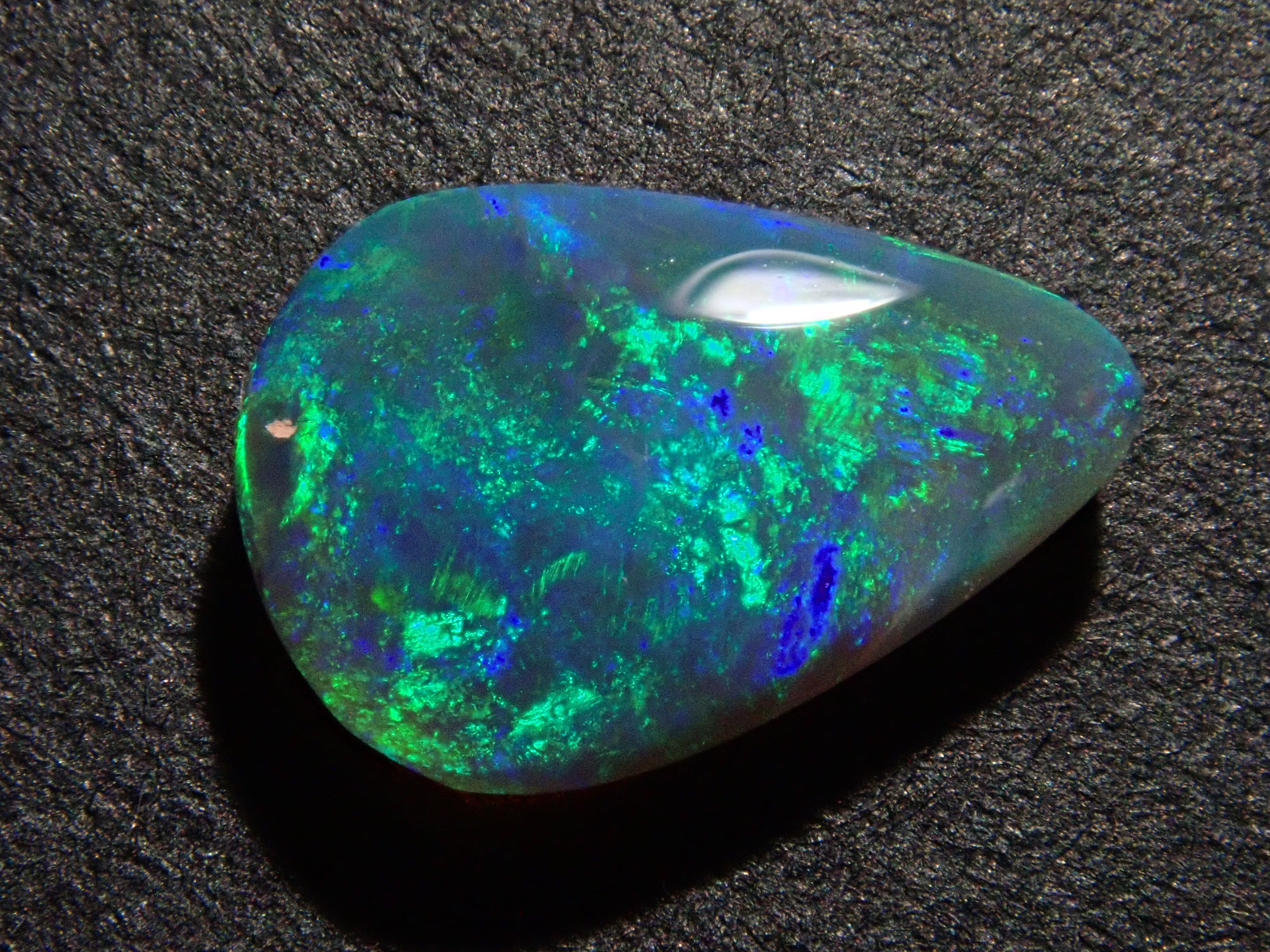 【1/17 22時販売】オーストラリア産ブラックオパール 0.435ctルース