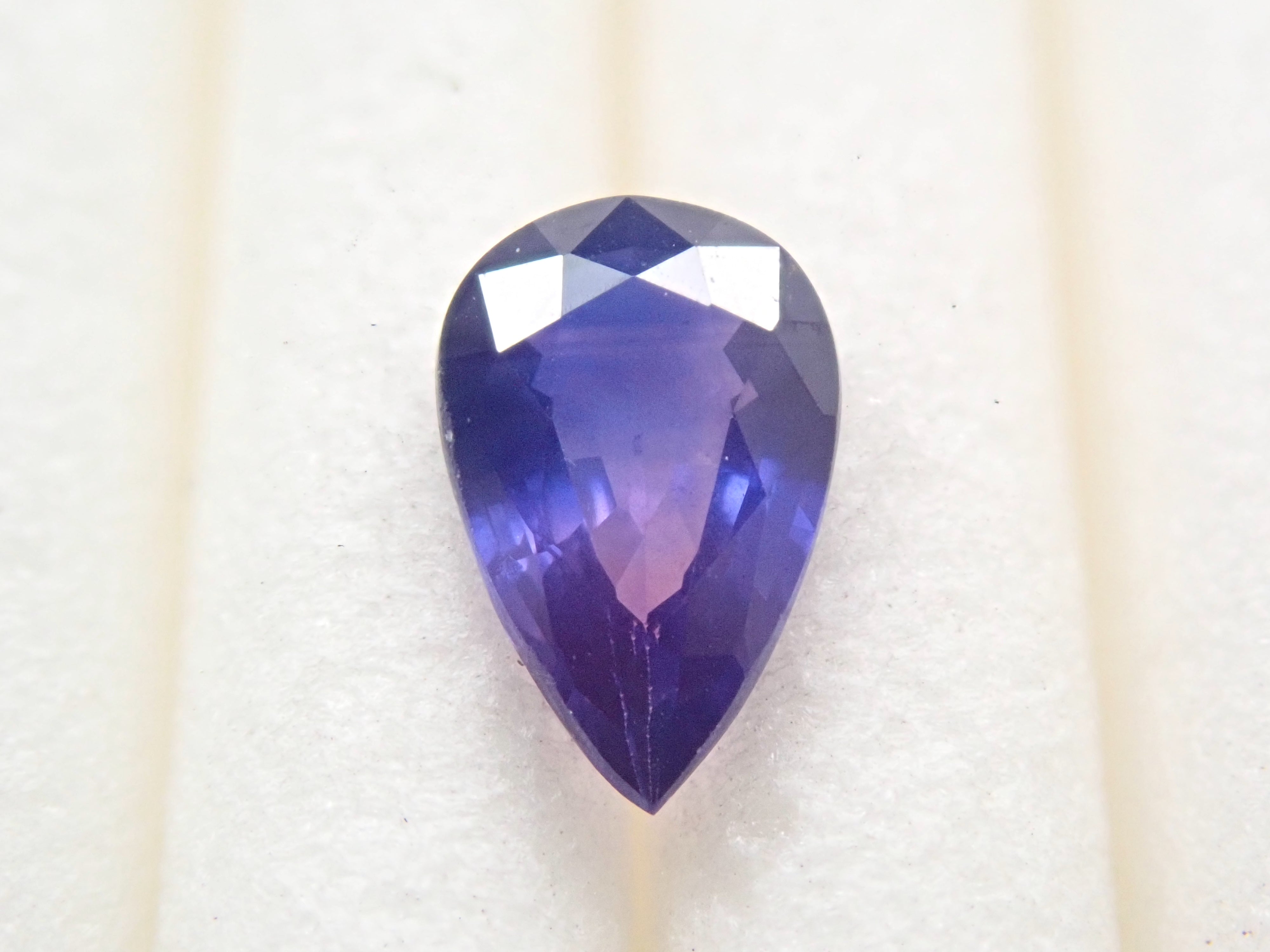 Bicolor sapphire 0.352ct loose from Windsor, Tanzania