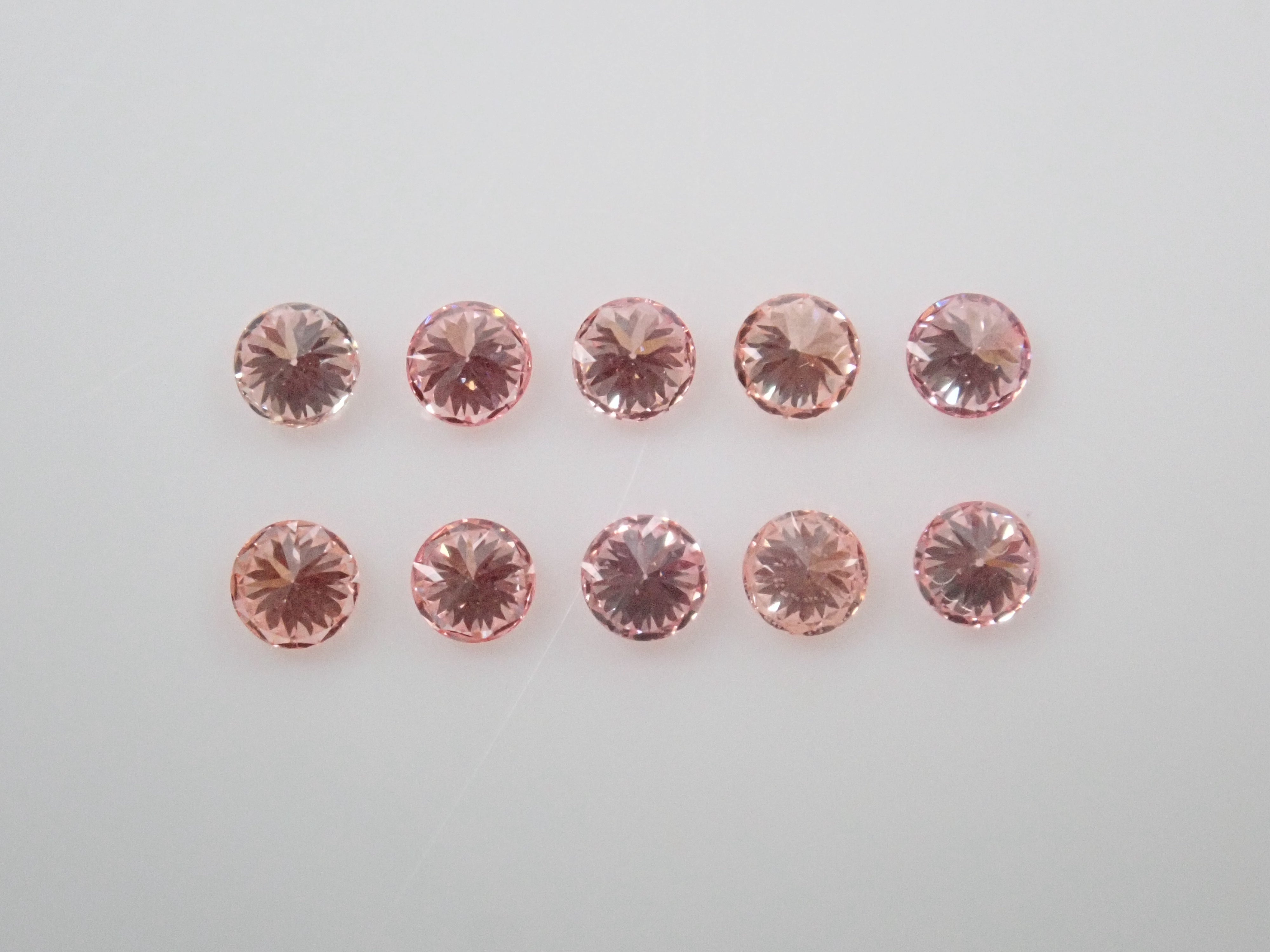 ラボグロウンピンクダイヤモンド（2mm,合成ピンクダイヤモンド,Fancy Intense Pink程度）1石ルース 《複数購入割引有》